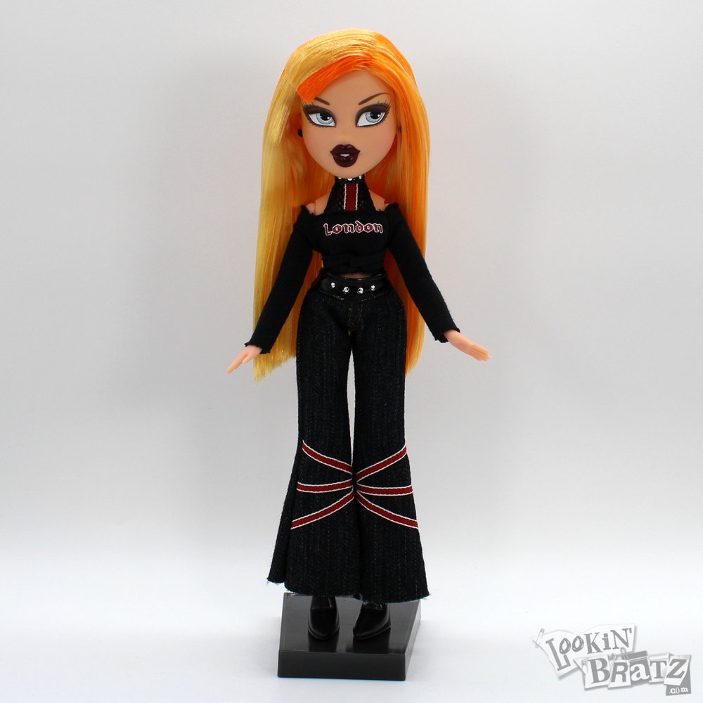 Bratz Pretty 'N' Punk Cloe Outfit #1