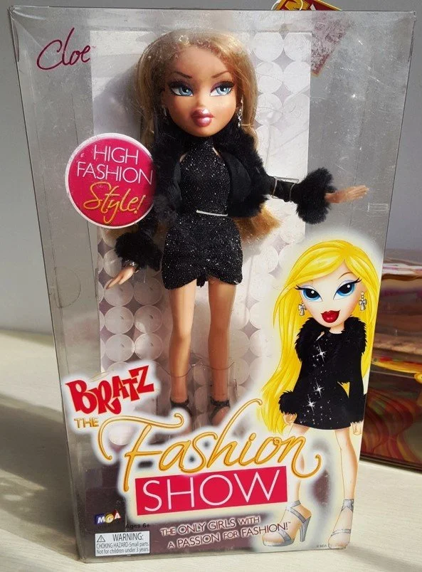 The Fashion Show Cloe* (2007)