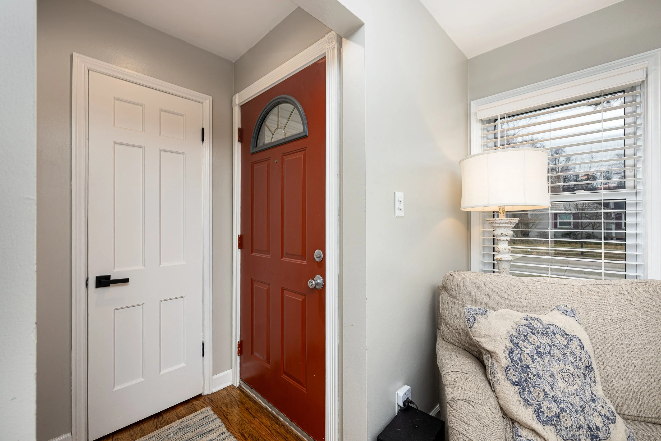 922 Cedar Hill Dr (2 of 38).jpg