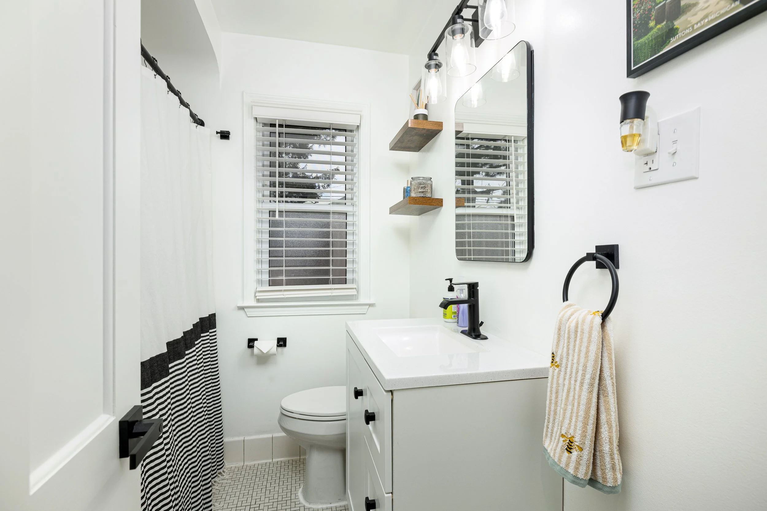 922 Cedar Hill Dr (13 of 38).jpg