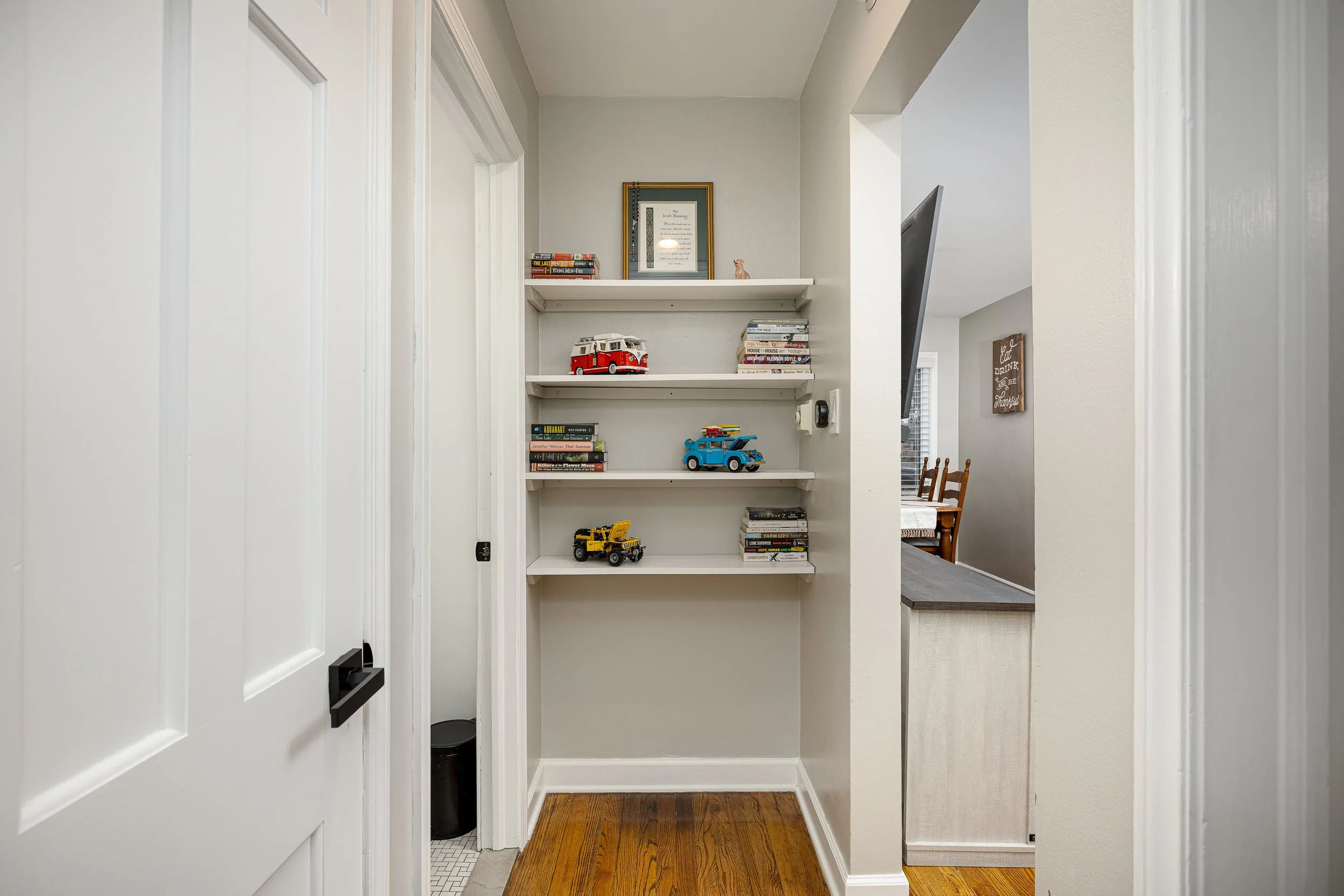 922 Cedar Hill Dr (18 of 38).jpg