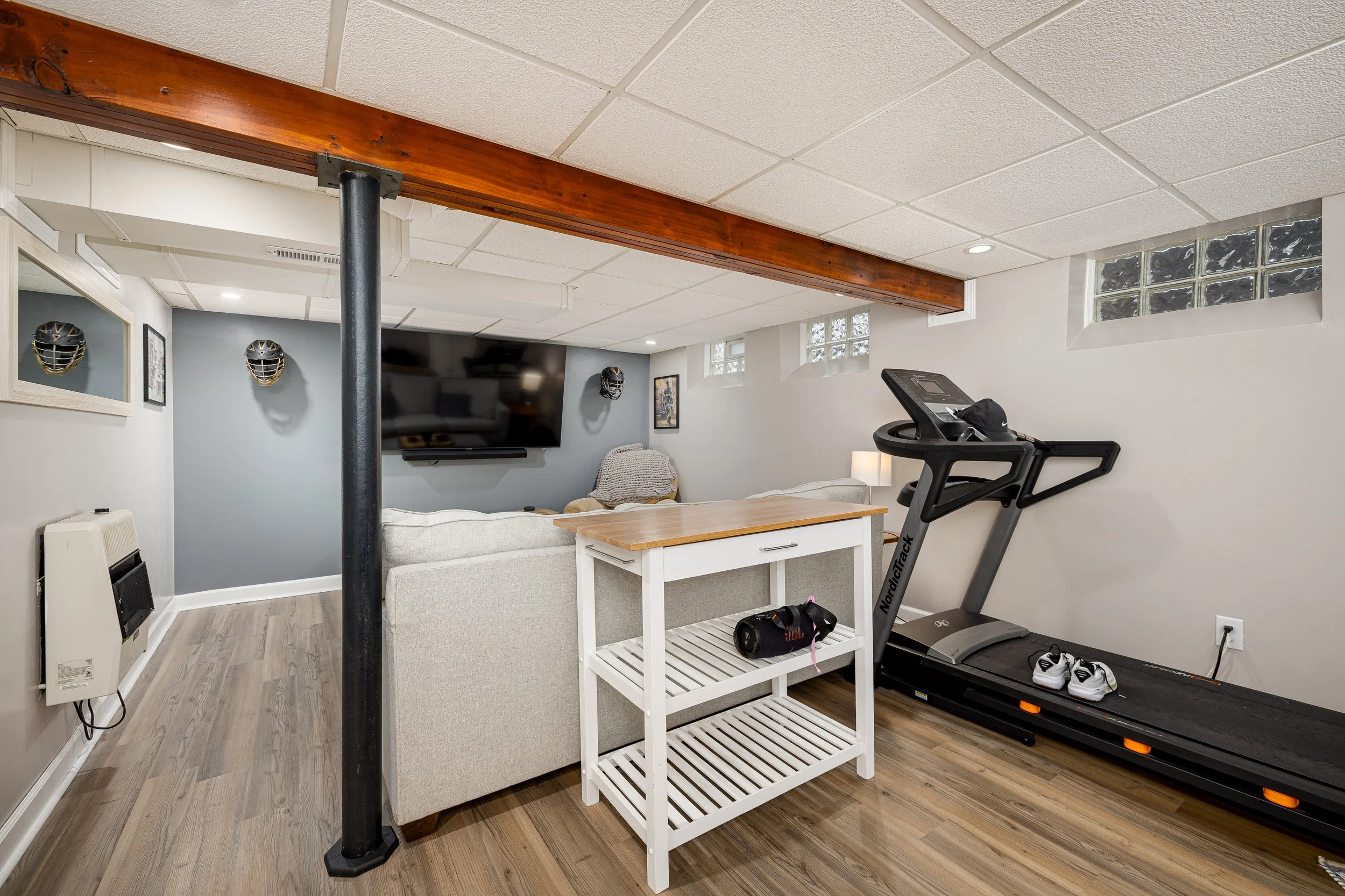 922 Cedar Hill Dr (22 of 38).jpg