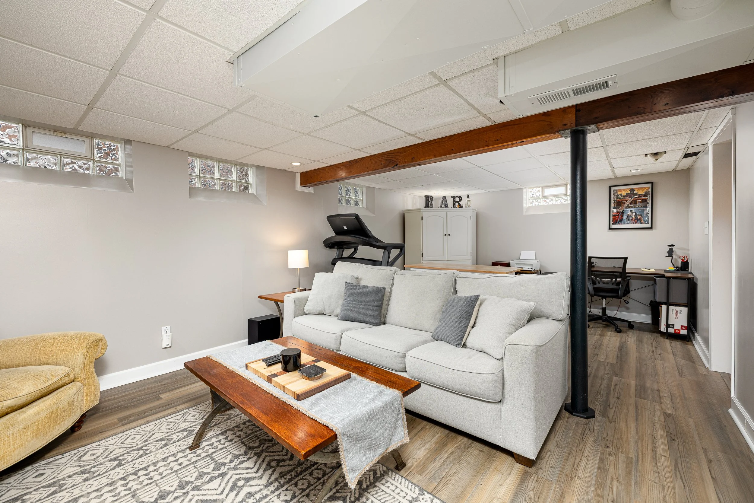 922 Cedar Hill Dr (23 of 38).jpg