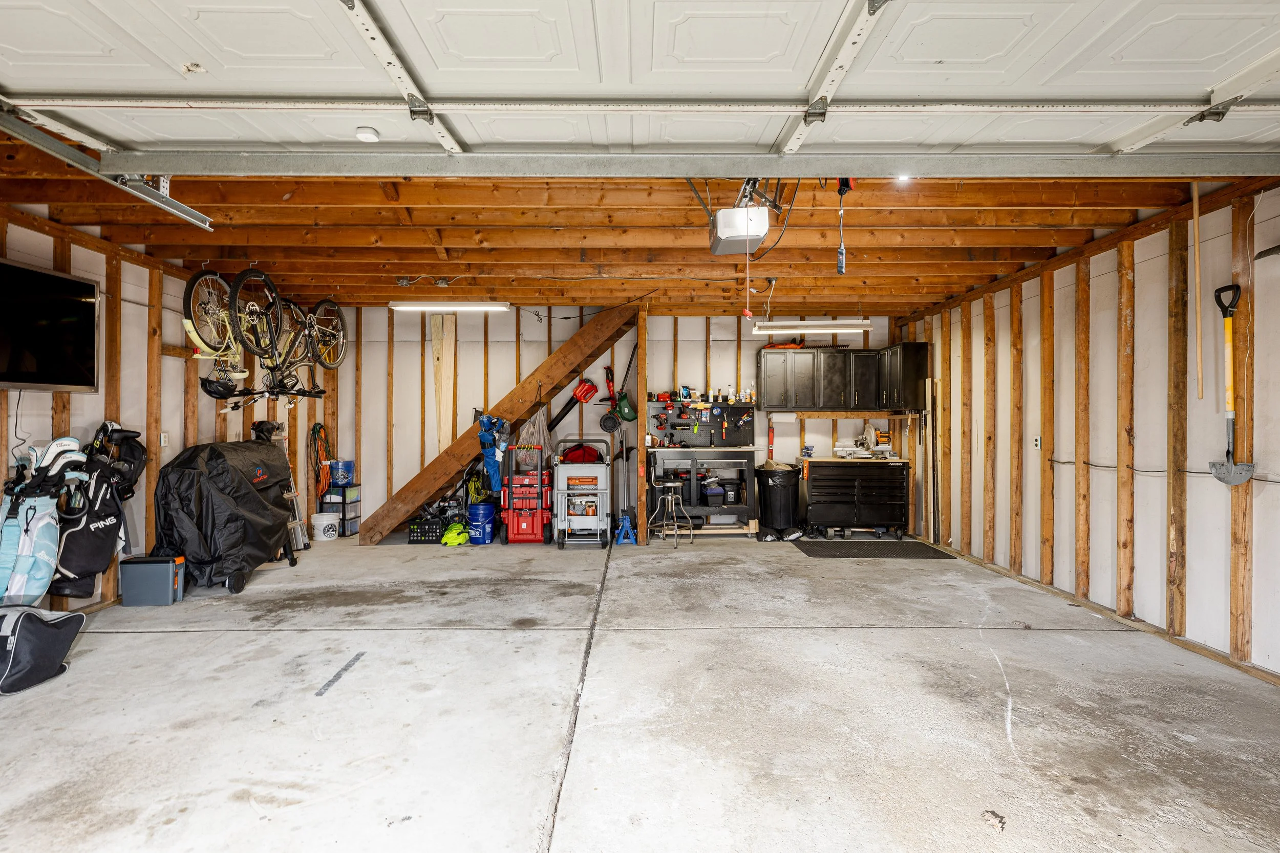 922 Cedar Hill Dr (26 of 38).jpg