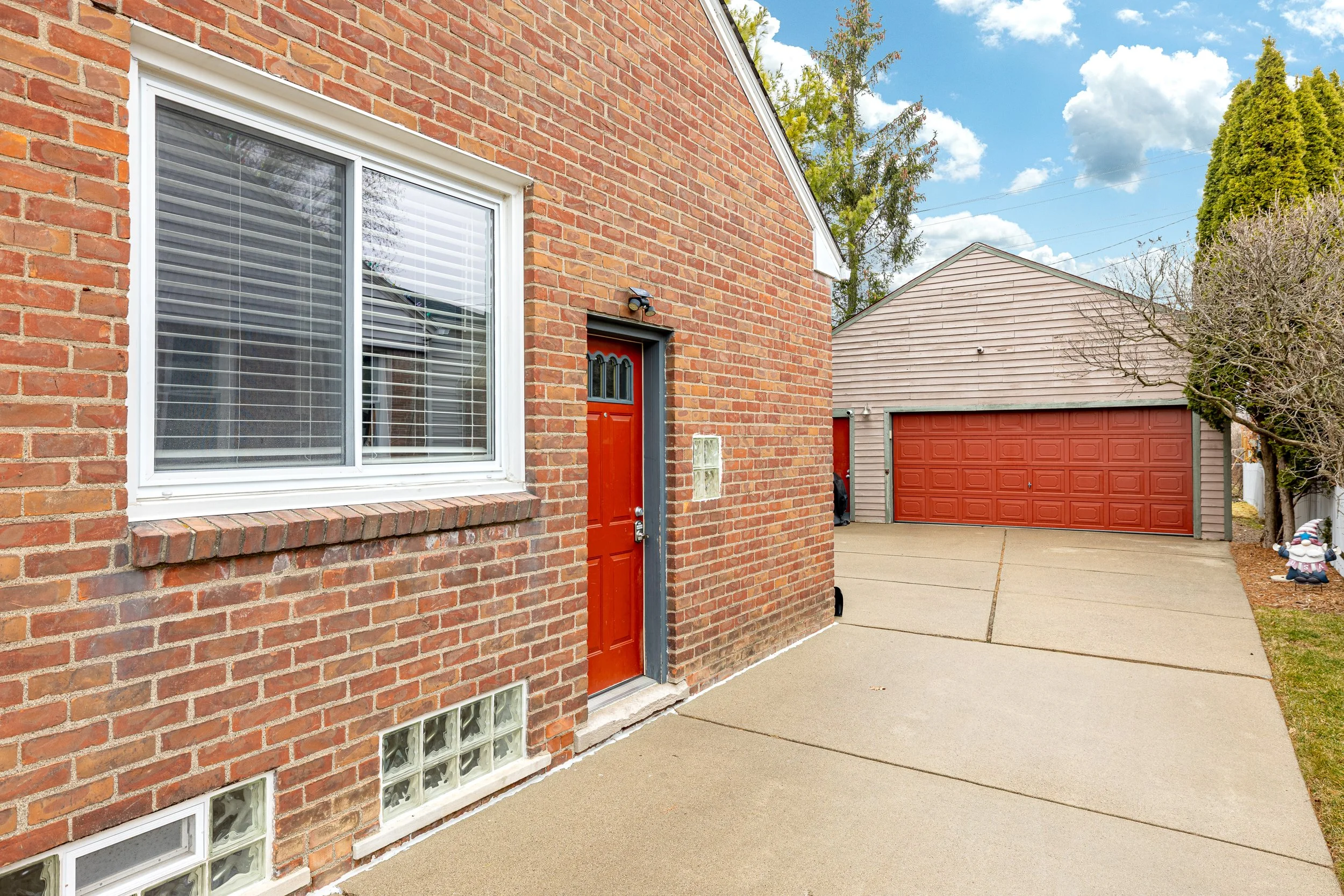 922 Cedar Hill Dr (33 of 38).jpg