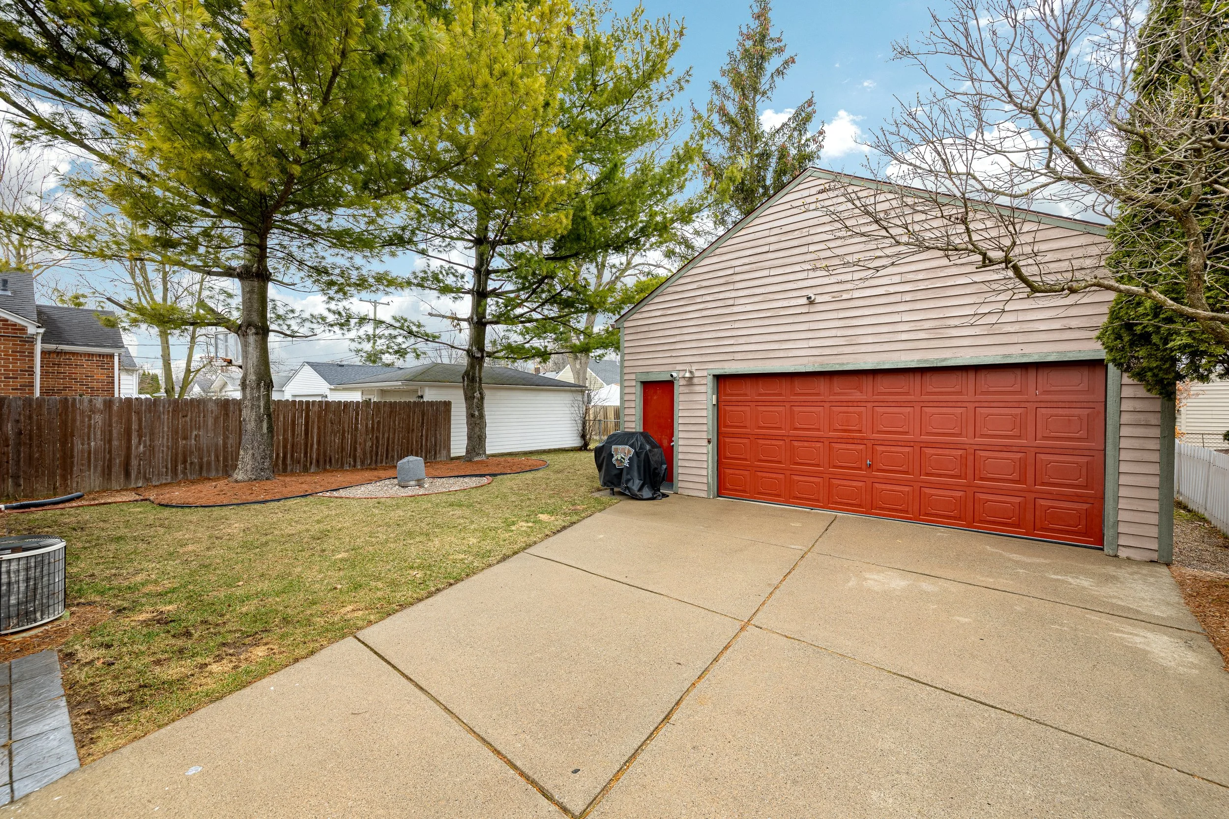 922 Cedar Hill Dr (34 of 38).jpg