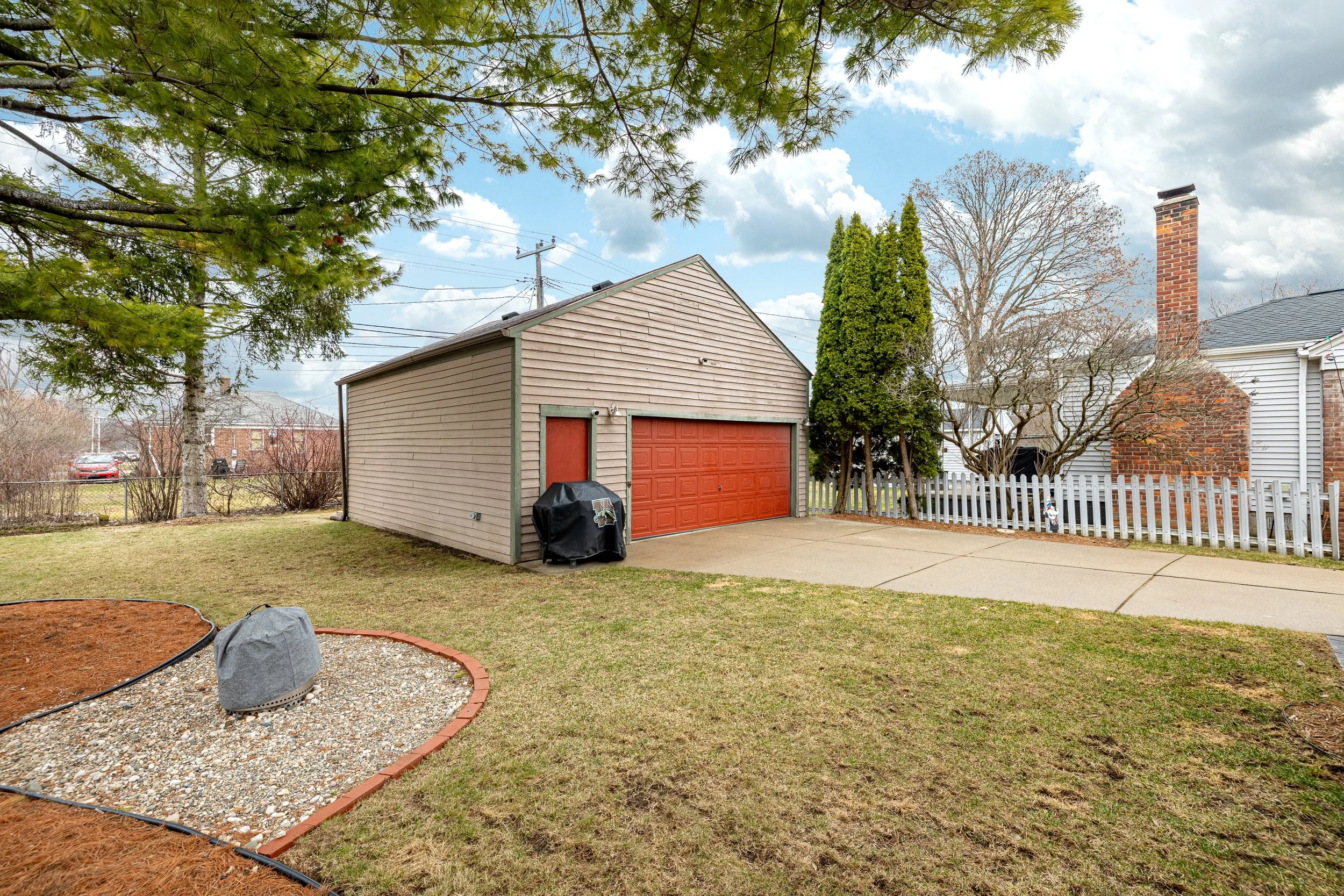 922 Cedar Hill Dr (35 of 38).jpg