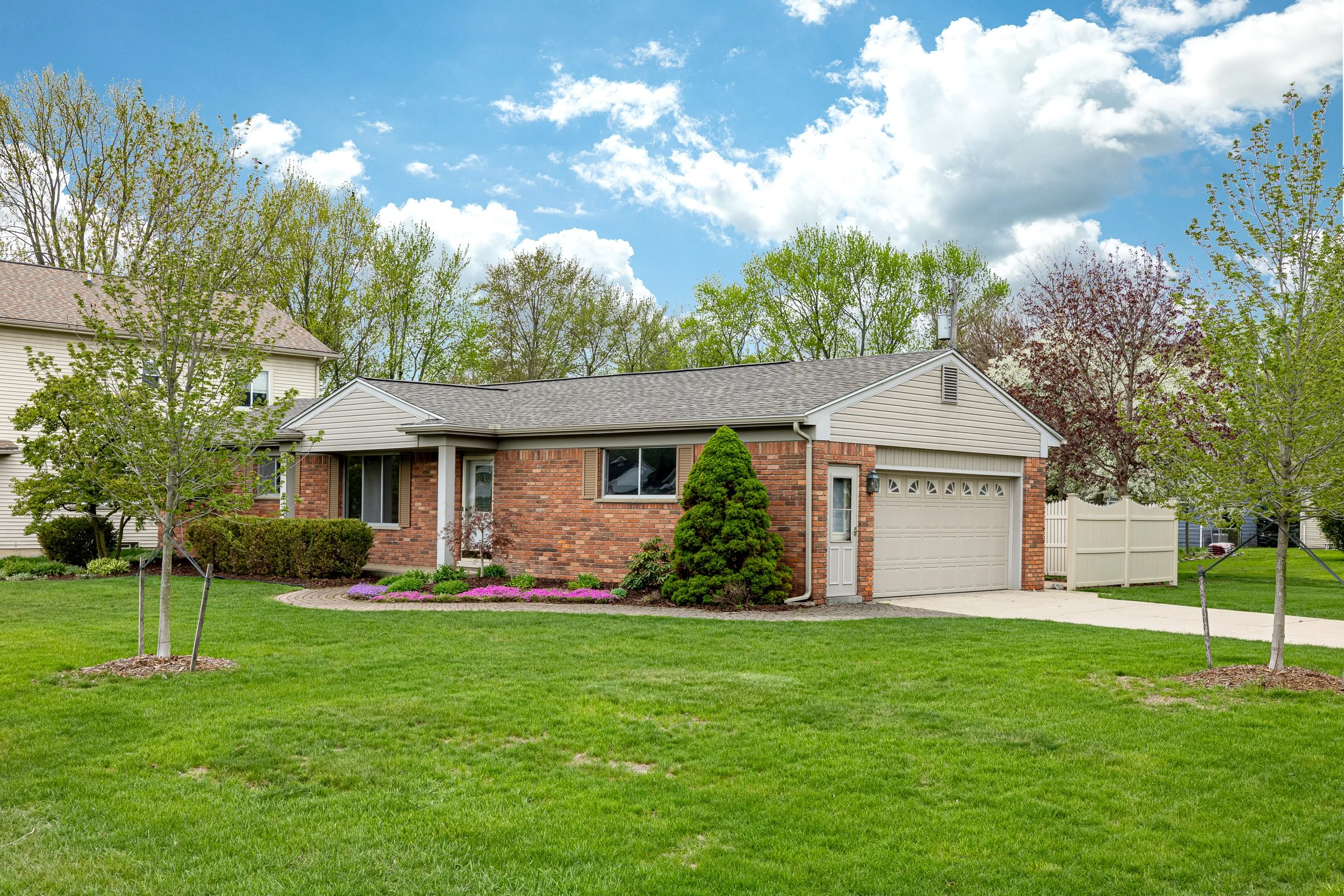 8915 Oakview St (30 of 40).jpg