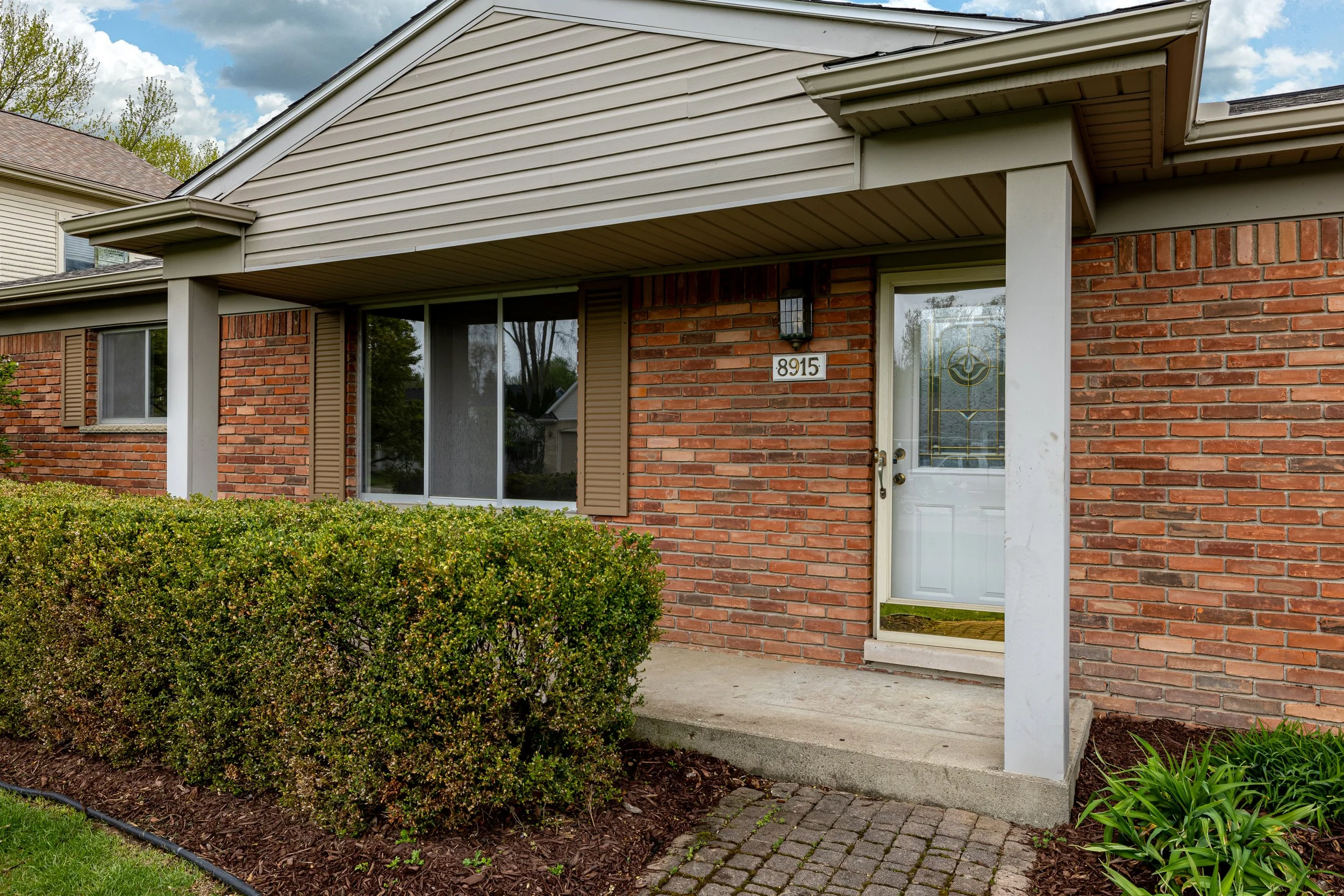 8915 Oakview St (32 of 40).jpg
