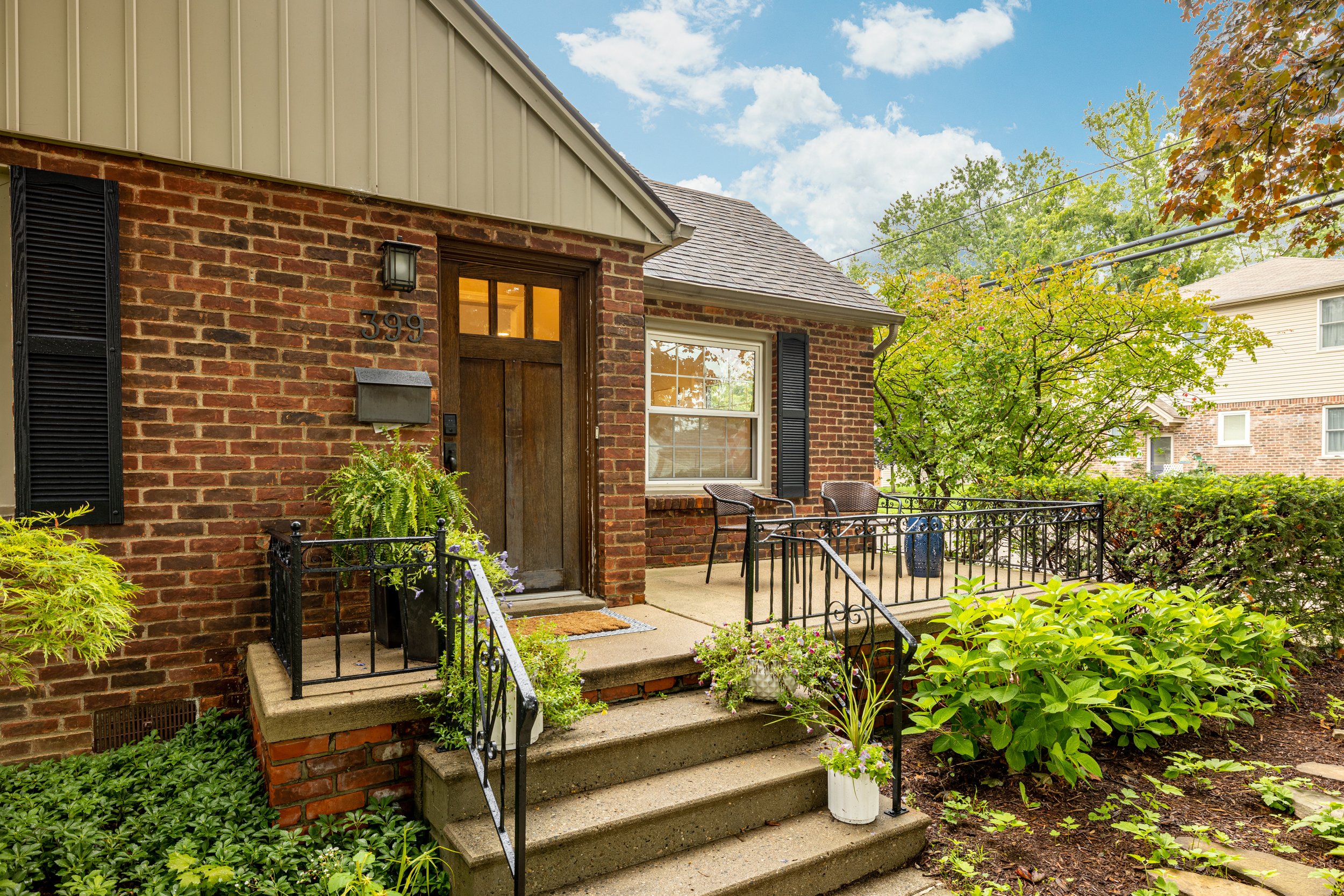 399 Auburn St (4 of 82).jpg