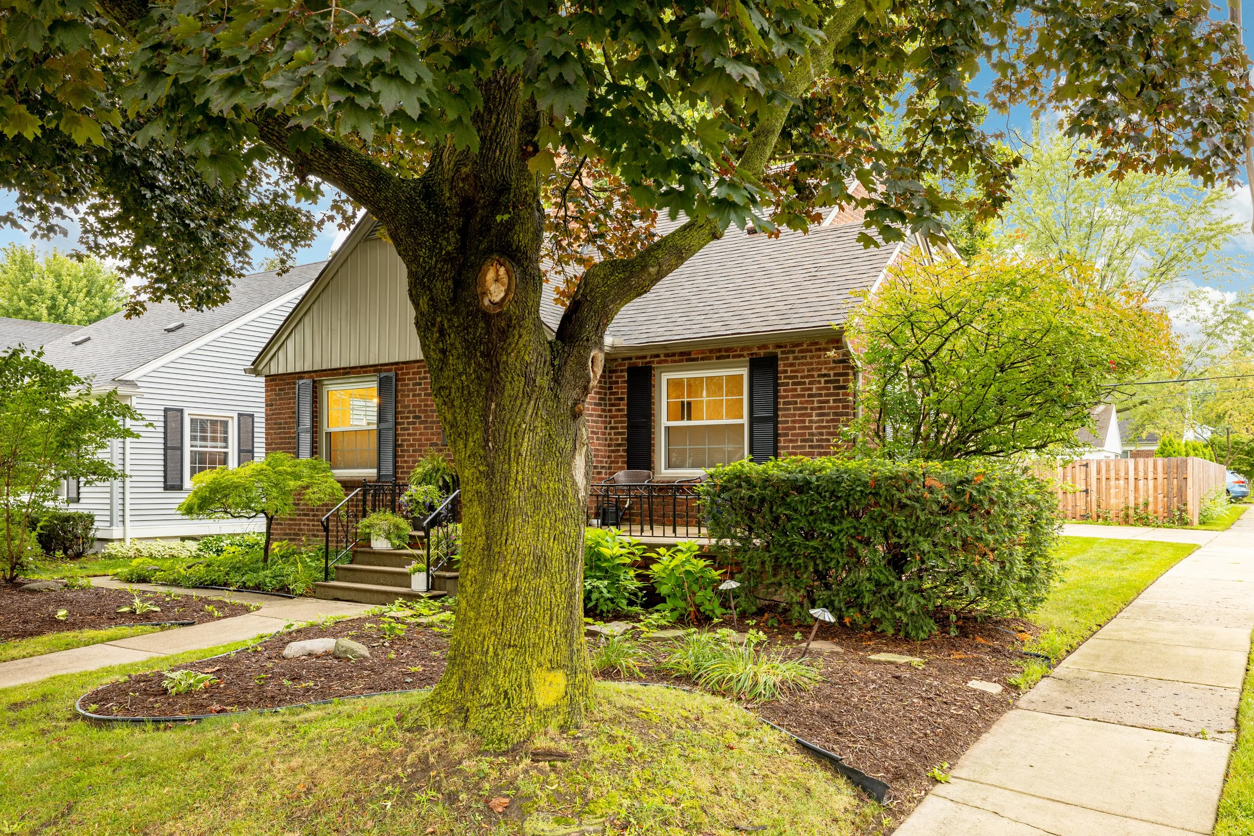 399 Auburn St (8 of 82).jpg