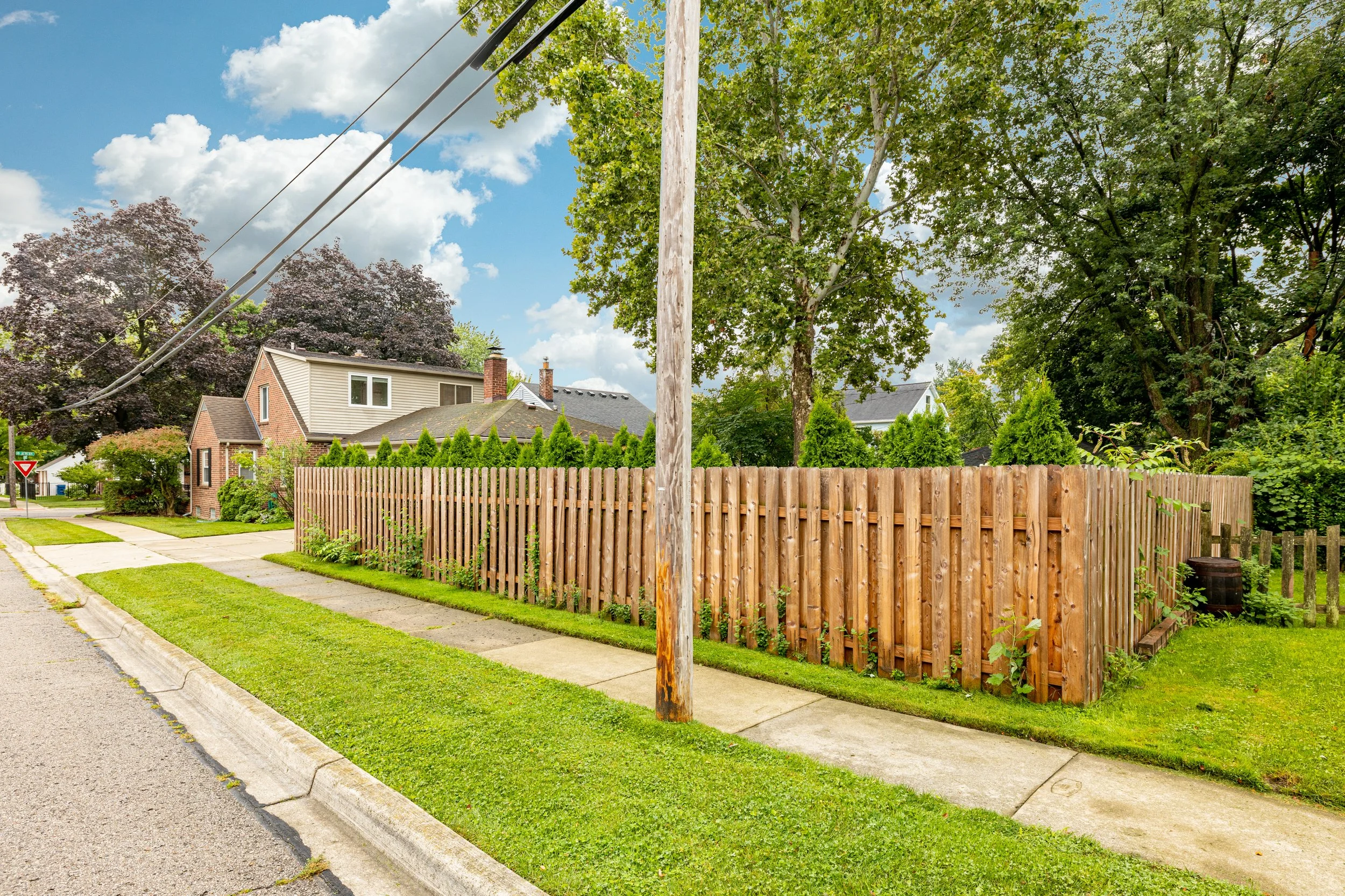 399 Auburn St (10 of 82).jpg