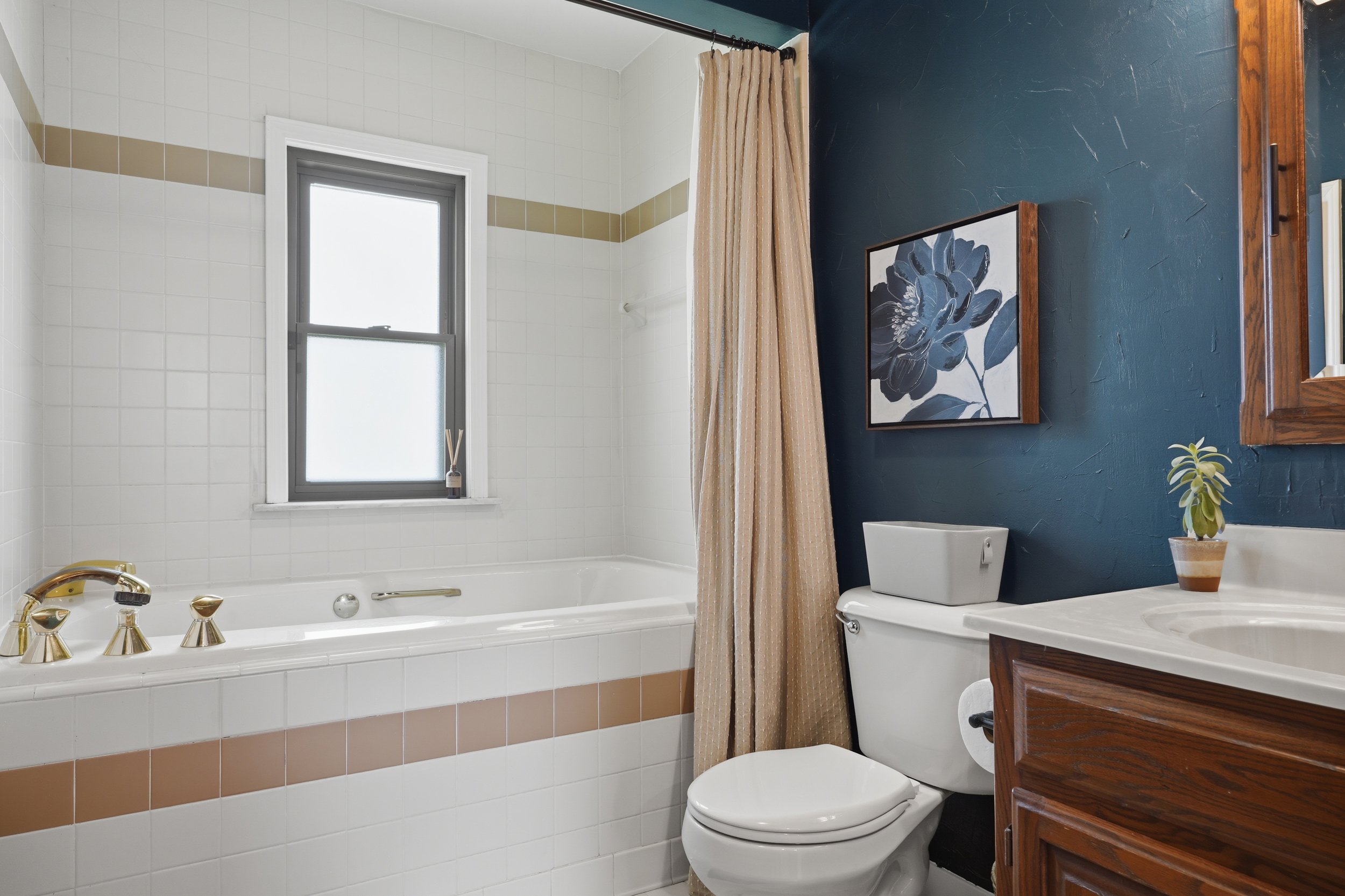 33_465 ann st-33.jpg