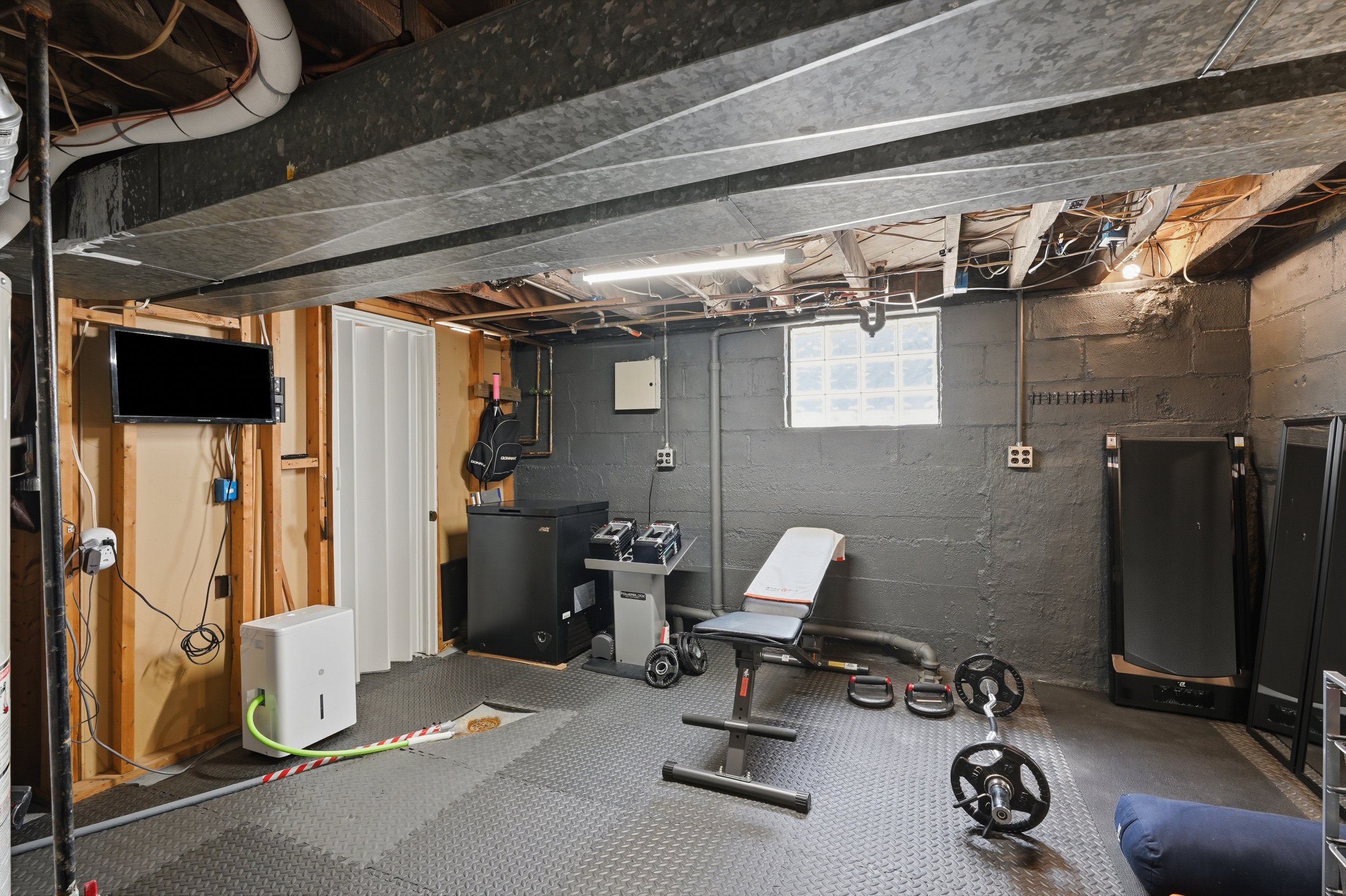 42_465 ann st-42.jpg