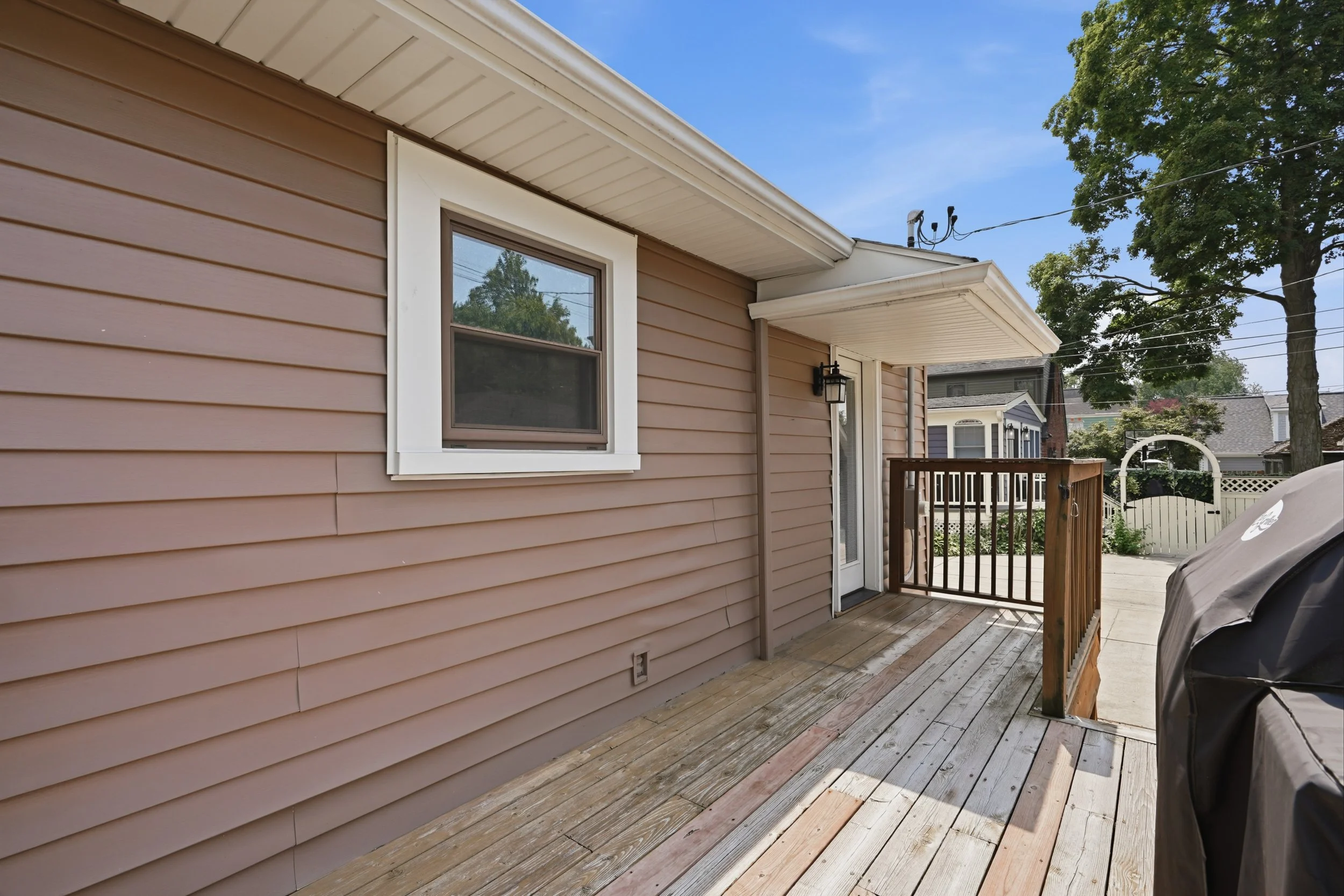48_465 ann st-48.jpg