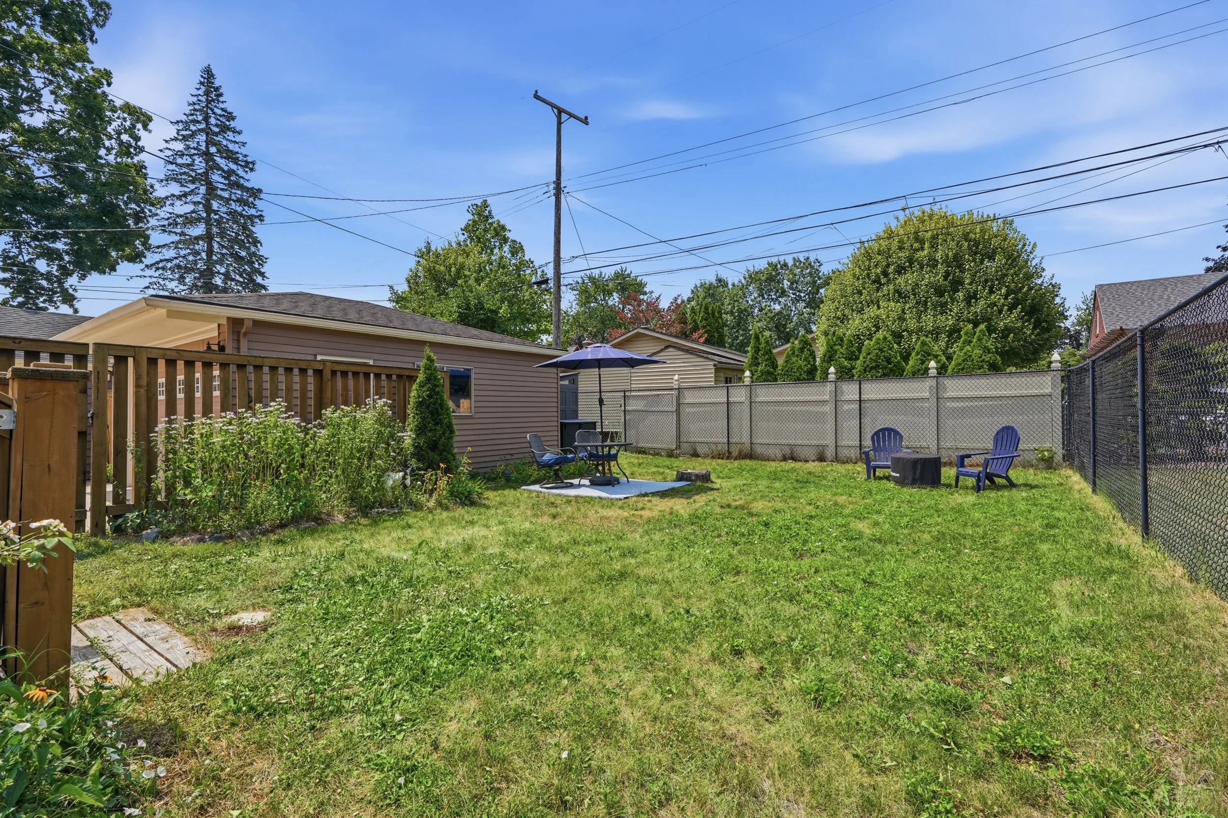 49_465 ann st-49.jpg