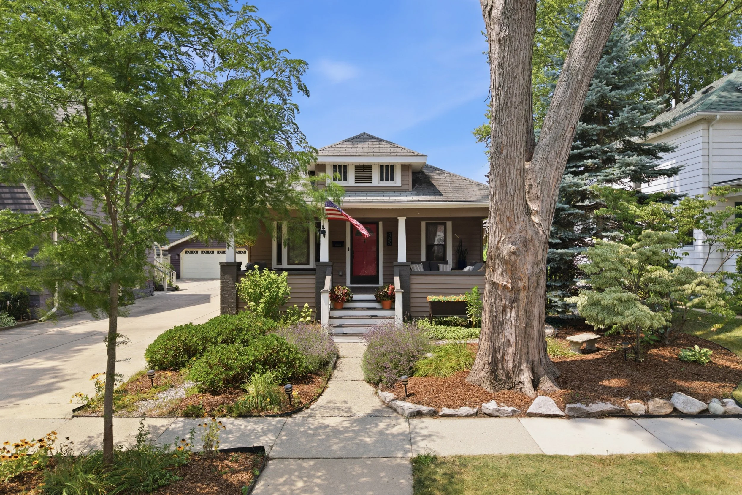 53_465 ann st-53.jpg