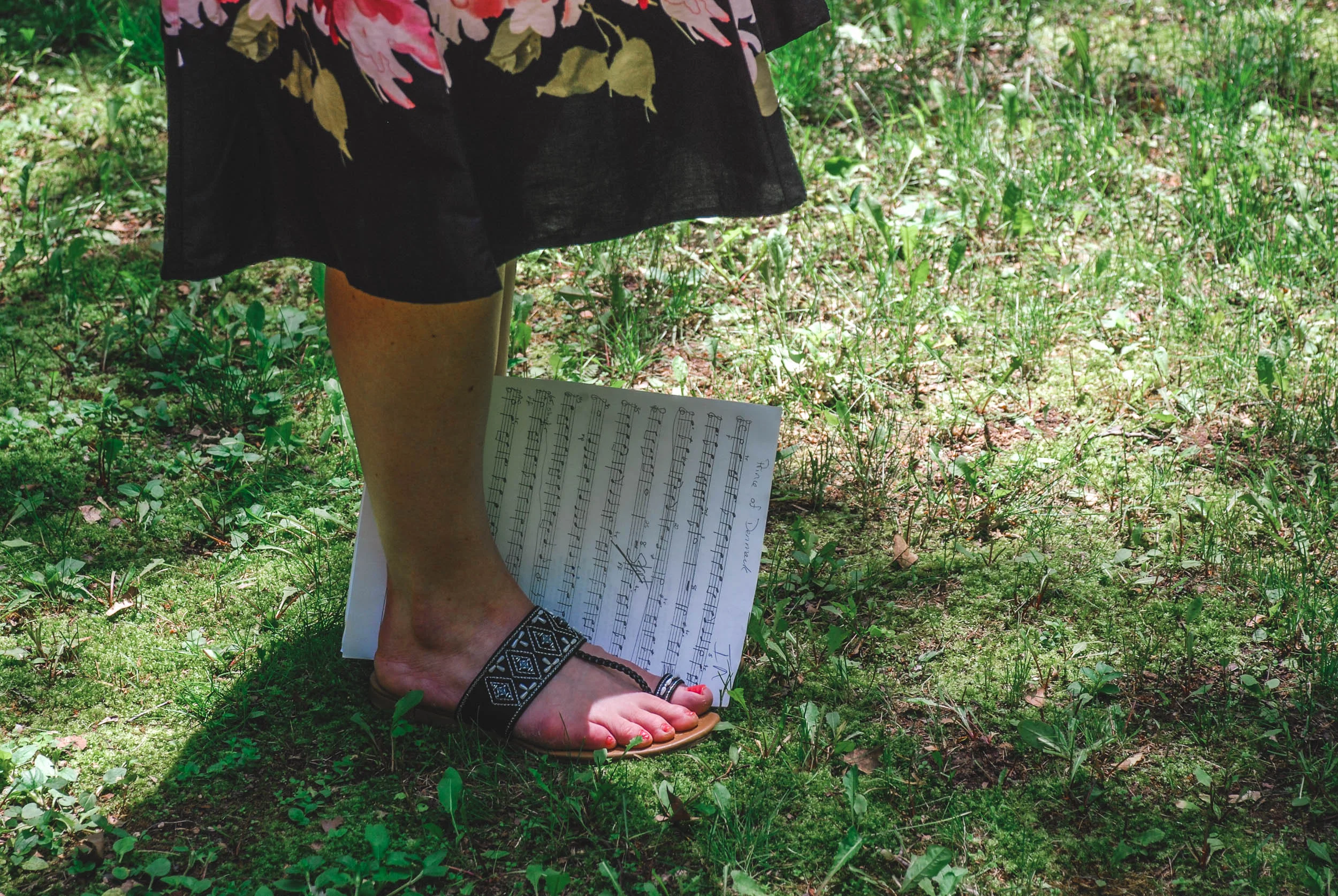 Wedding musician prepares for ceremony