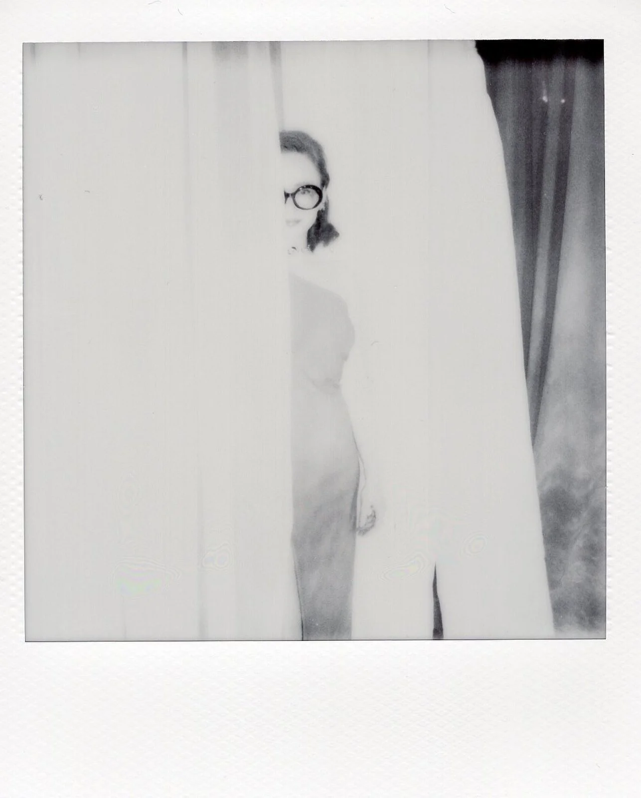 07_Anna-AlexiaBasile_X_deYoung_POLAROIDS.JPG