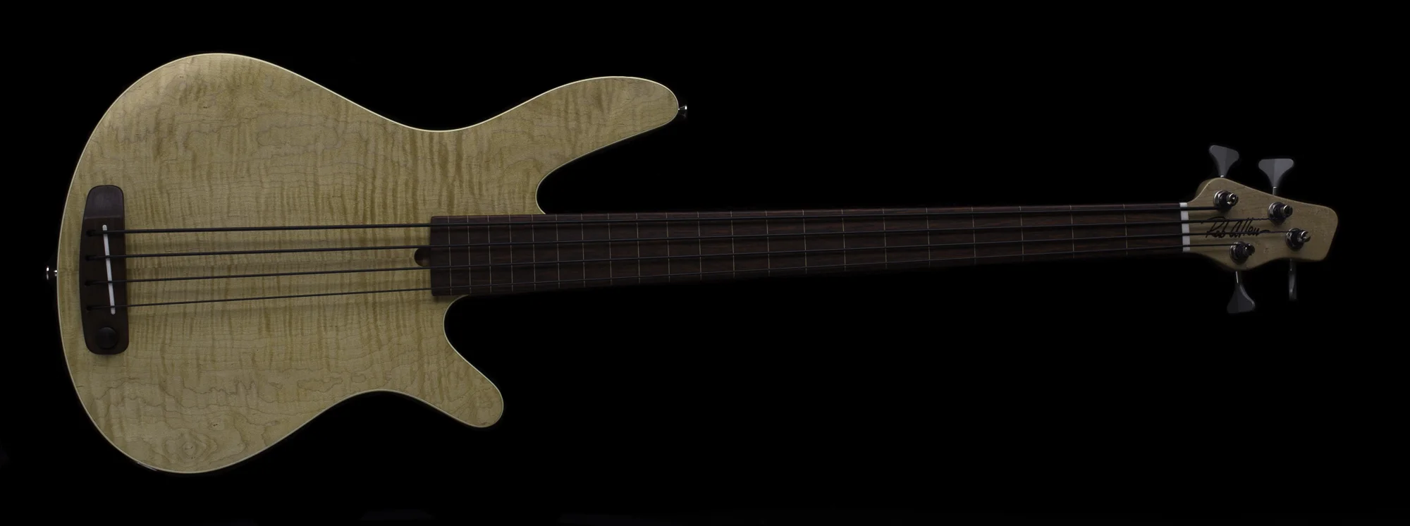 Mb-2 Maple Fretless Bass #1398