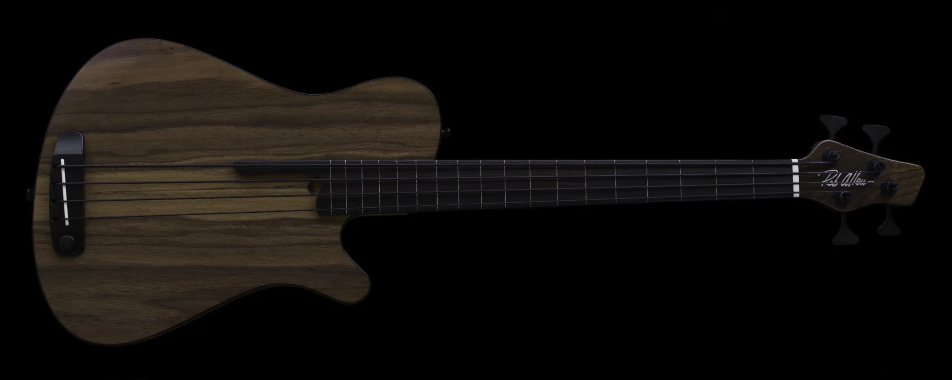 Mouse 30 Walnut Fretless Bass #1411