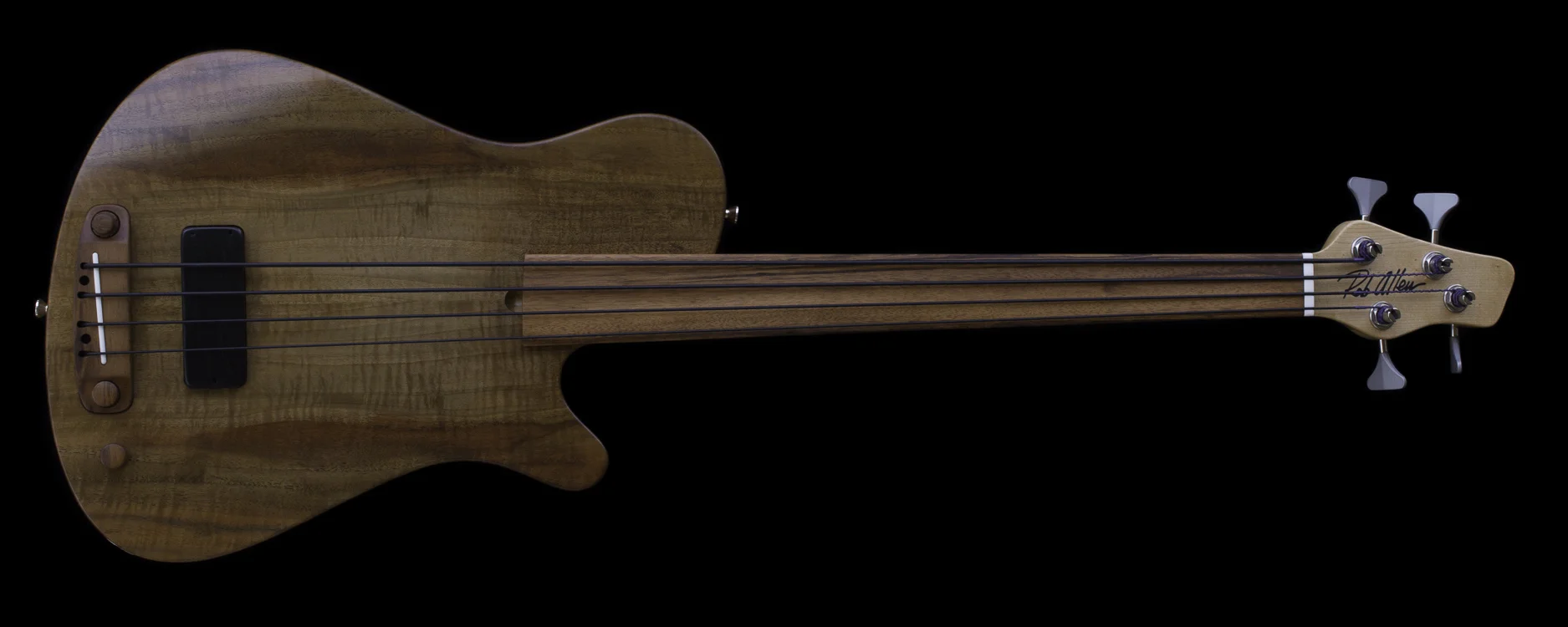Mouse 30 Walnut Fretless Bass #1408