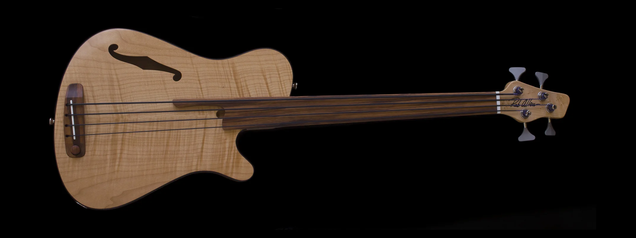 Mouse 30 Maple Fretless Bass #1422