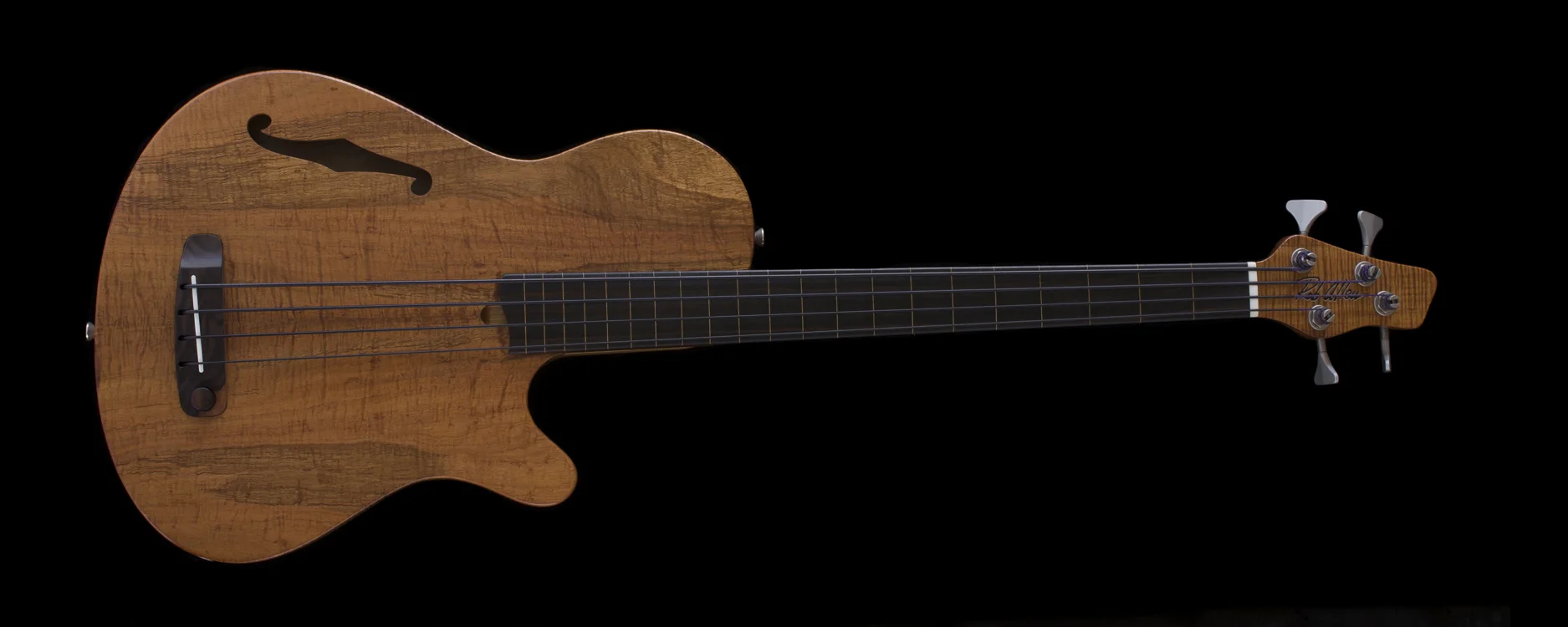  D4-30 Koa Fretless Short Scale Bass #1134 (used)