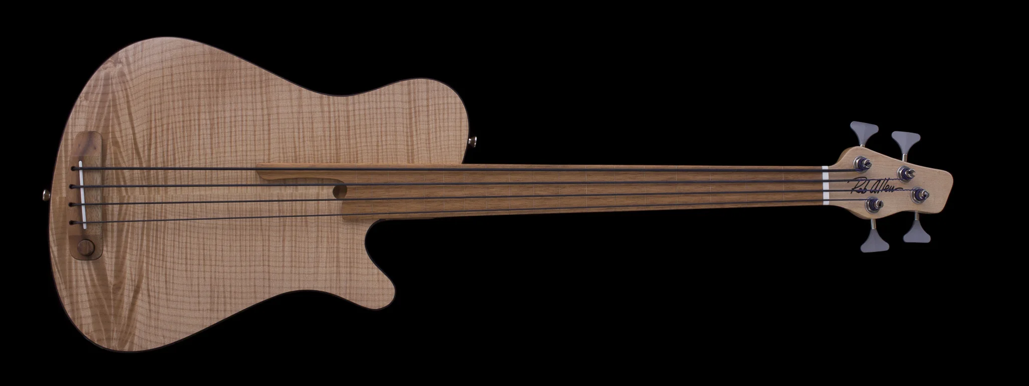 Mouse 30 Maple Fretless Short Scale Bass #1444