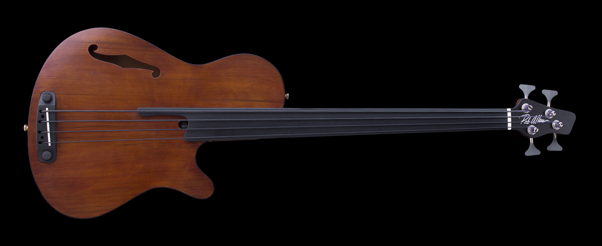 Deep 4 Cedar Fretless Bass #1477