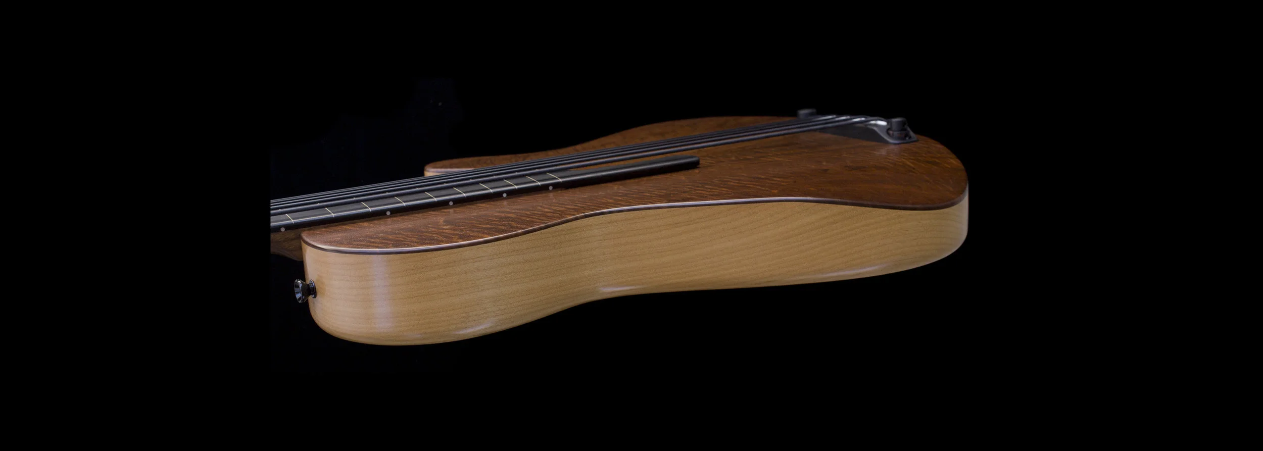 D5-walnut-perpective-S.jpg