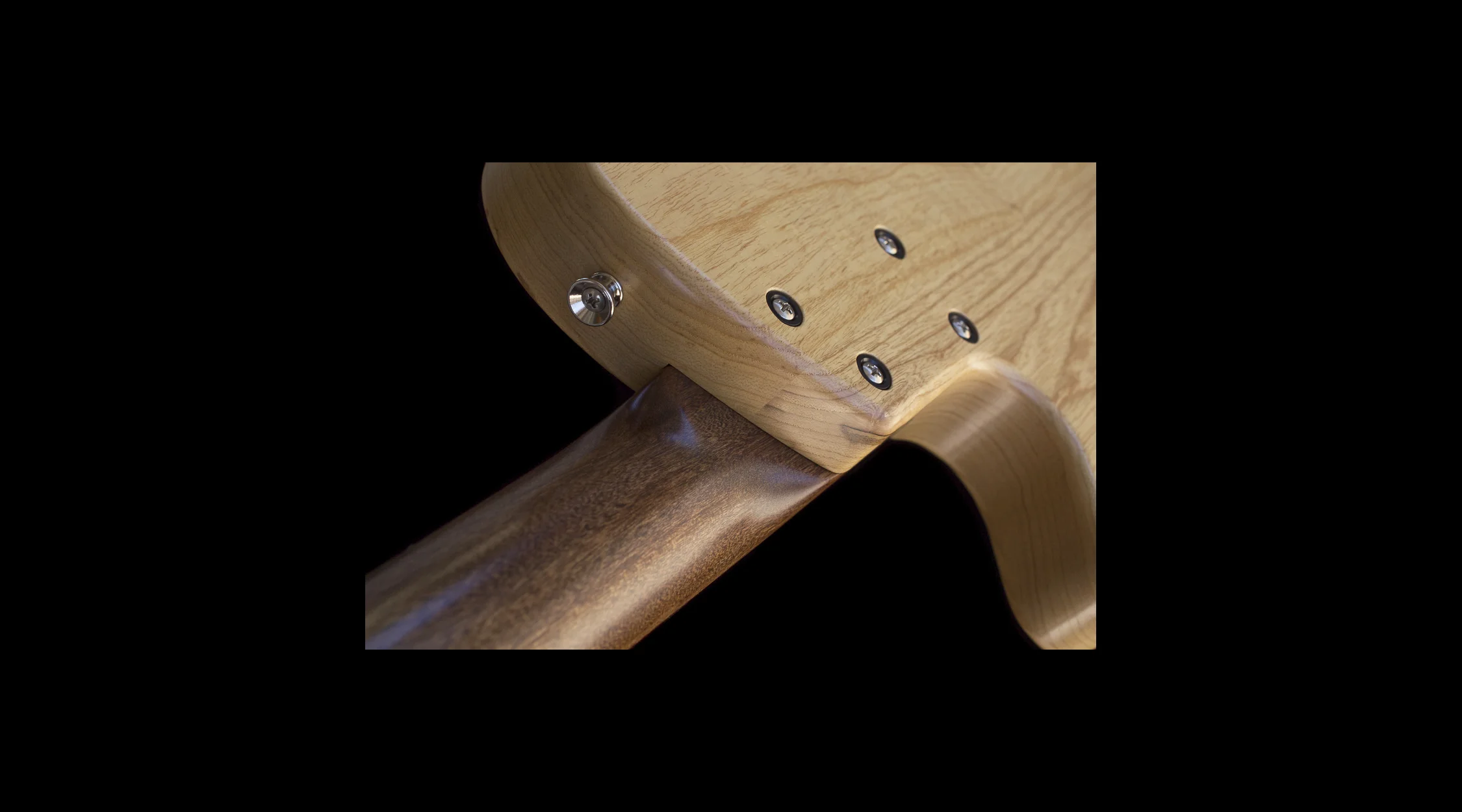 m30f-ash-detail-S.jpg