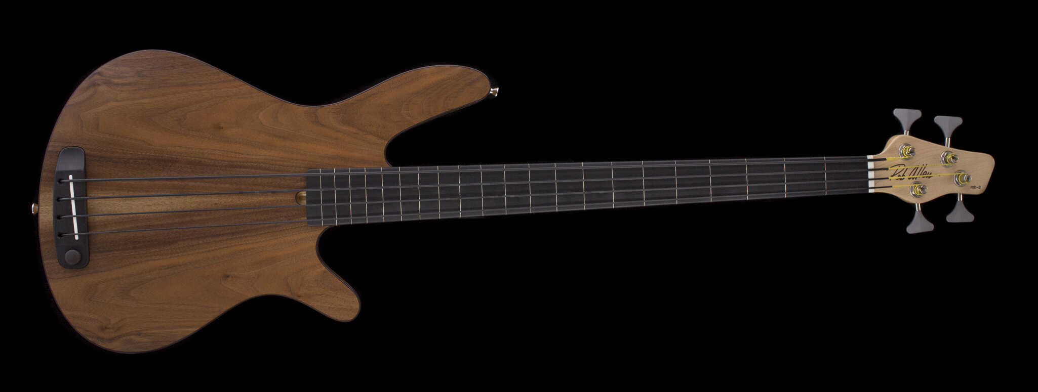 Mb-2 Walnut Fretless Bass #1501