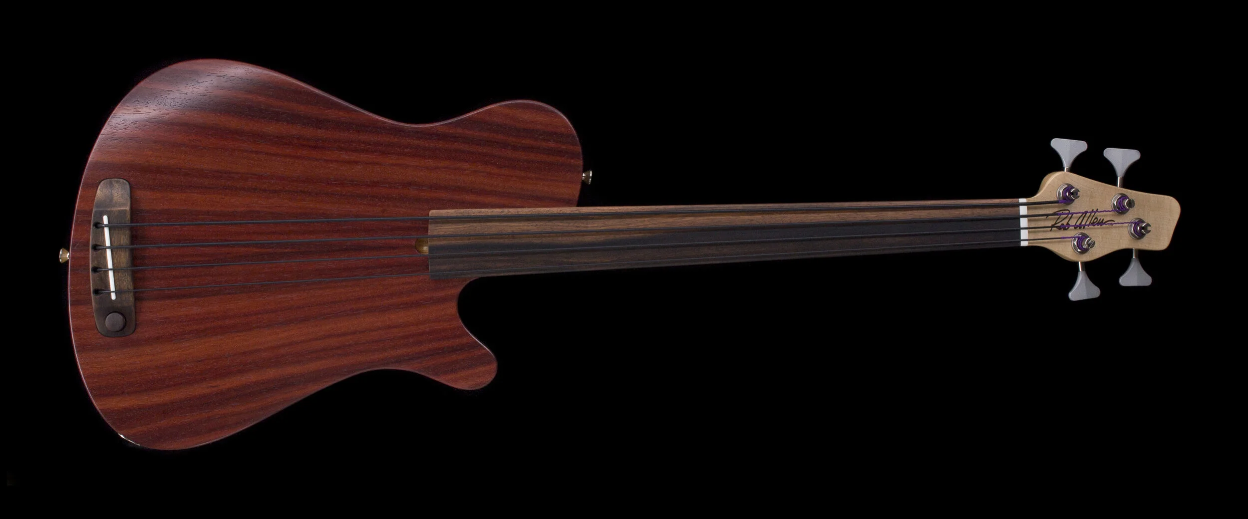 Mouse 30 Paduk Short Scale fretless Bass #1519