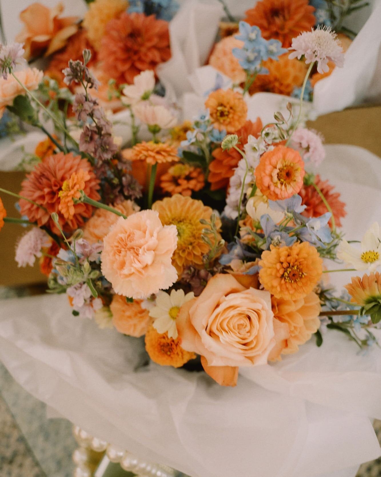 I loved this wedding!  Such a beautiful couple to work with, a stunning colour palette and the trust to just do my thing.
So beautiful ❤️

Image @alannahliddell

#farmerflorist #floraldesigner #slowlivingfarmer #sustainable #farmher #westernaustralia