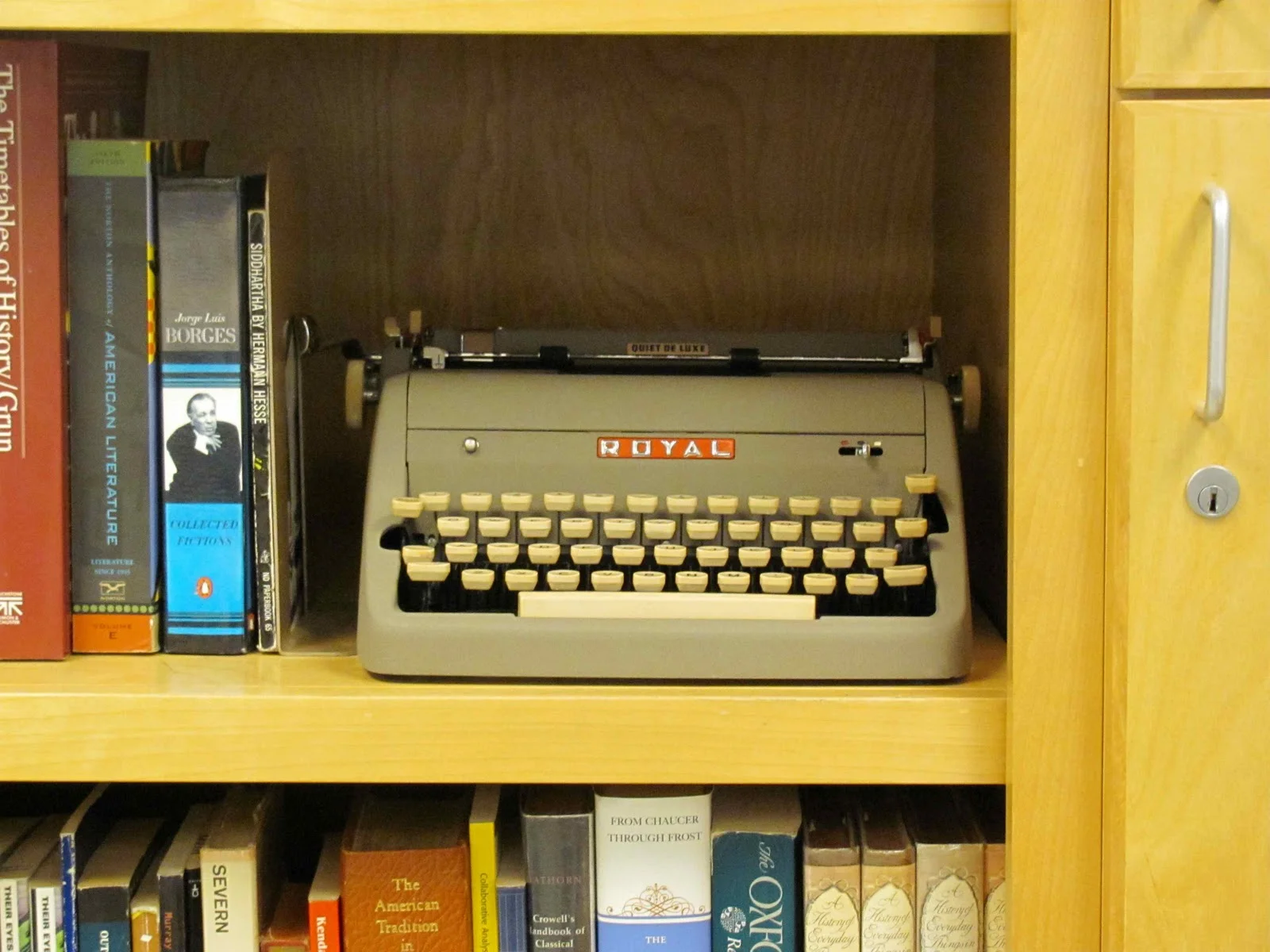 typewriter 2.jpg