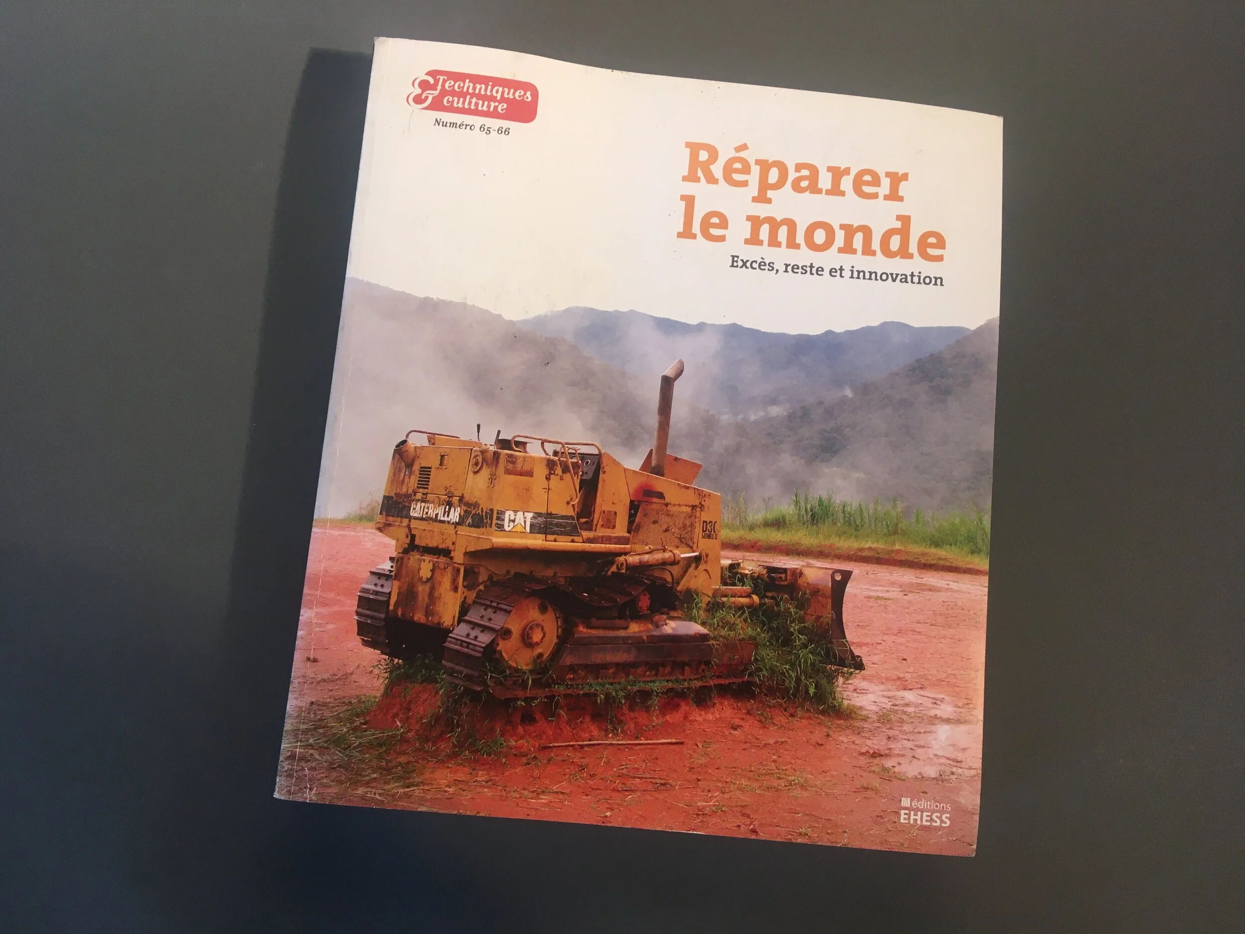  Publication: Reparer le monde/ Fixing the world. Techniques and Culture 65-66. 2016. Contribution: Alchimie Urbaine / Urban Alchemy.   