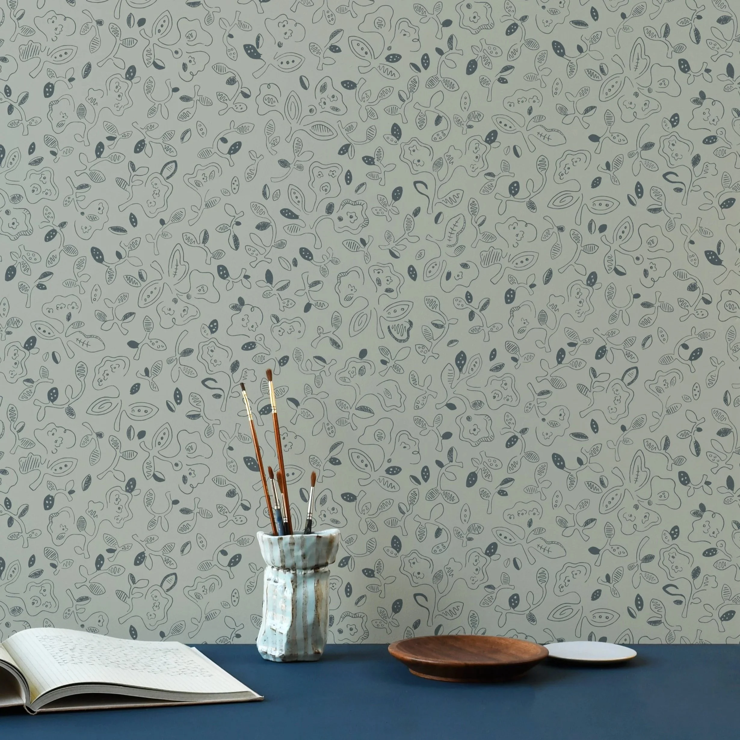 Betty+Winter+blue+vase+hague+surface_Surface+render+template+copy.jpg