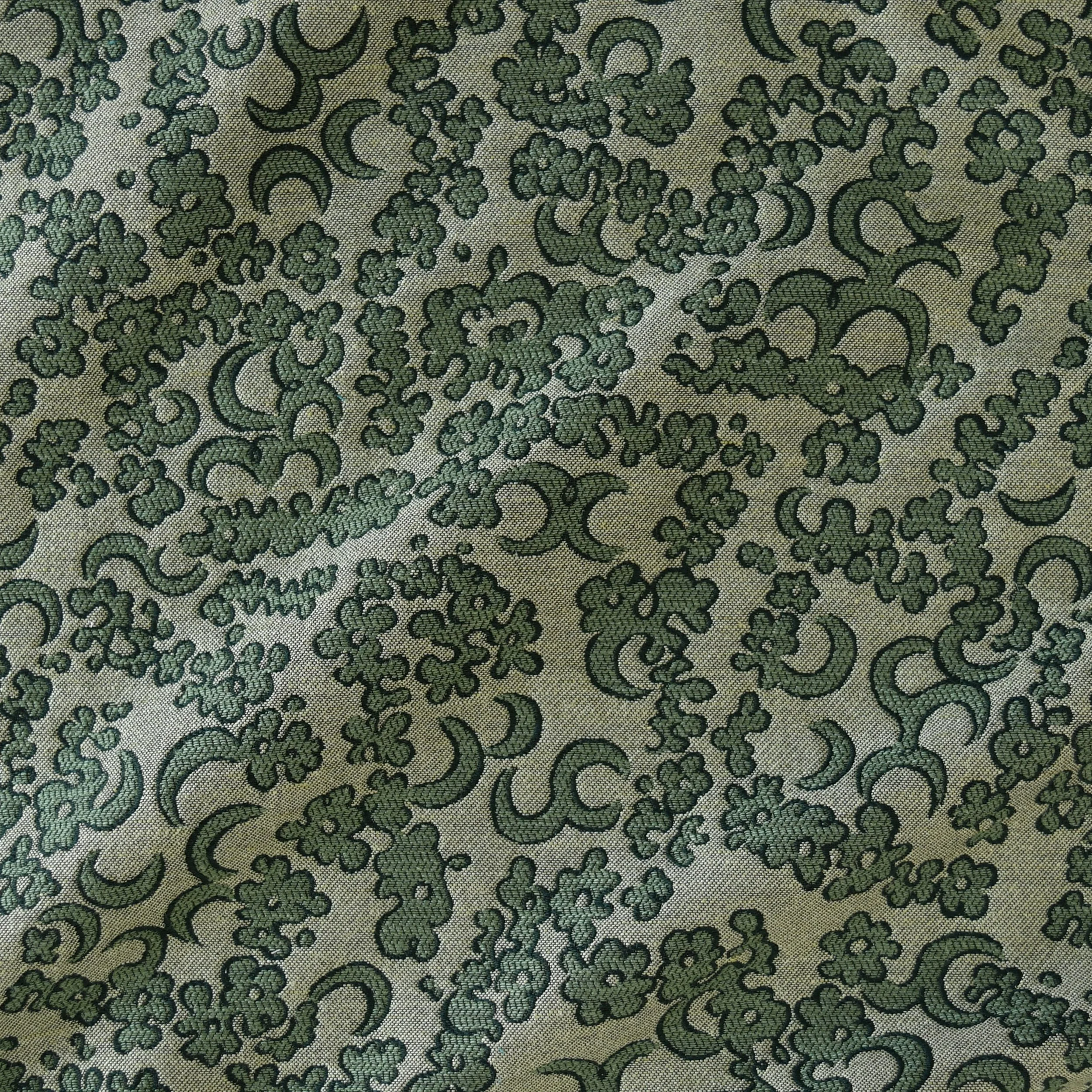 Imogen Heath Interiors woven fabric Margie clover