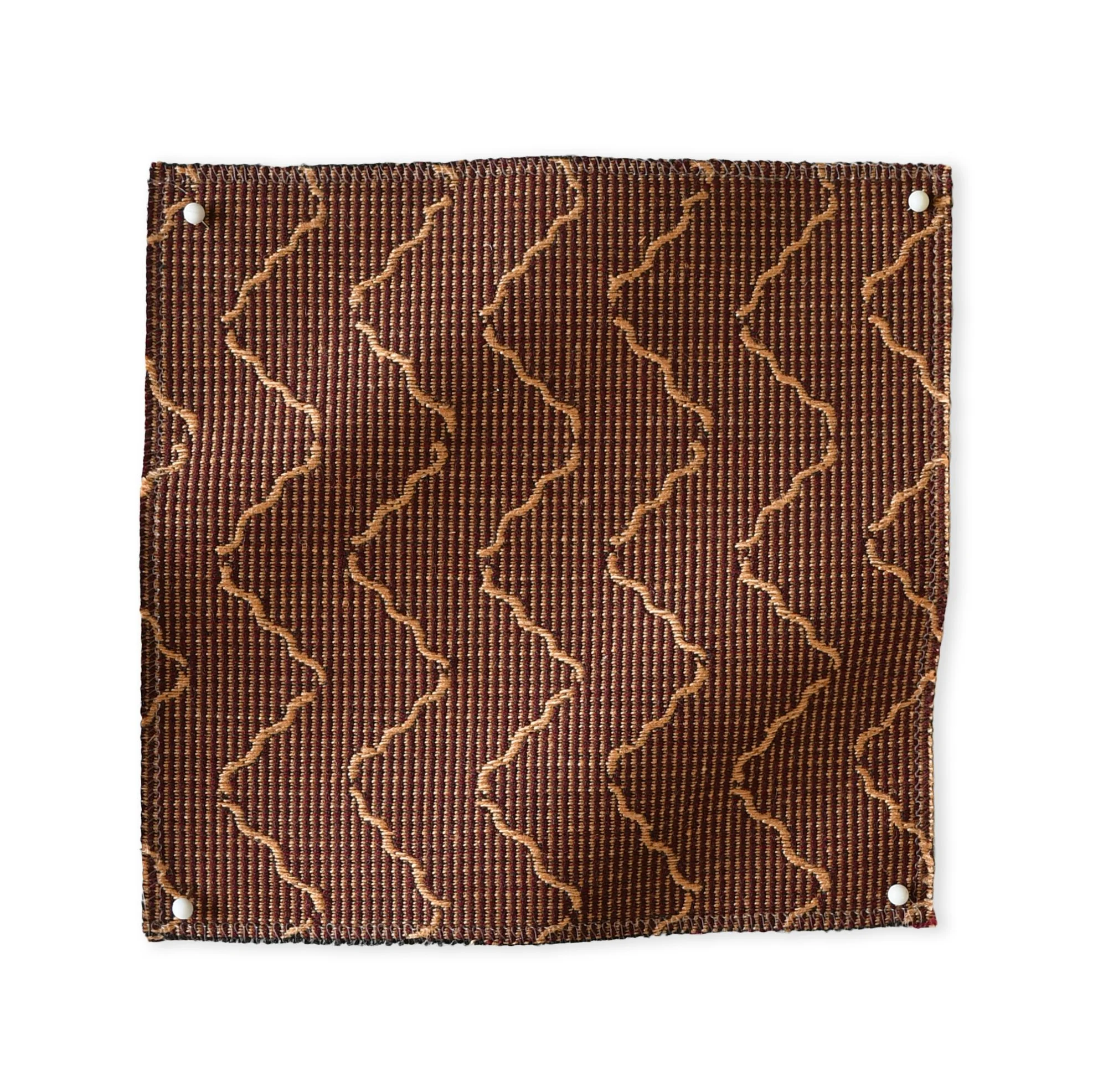 Fyvie_ Chesnut_Swatch_FS26WE05W copy.jpg