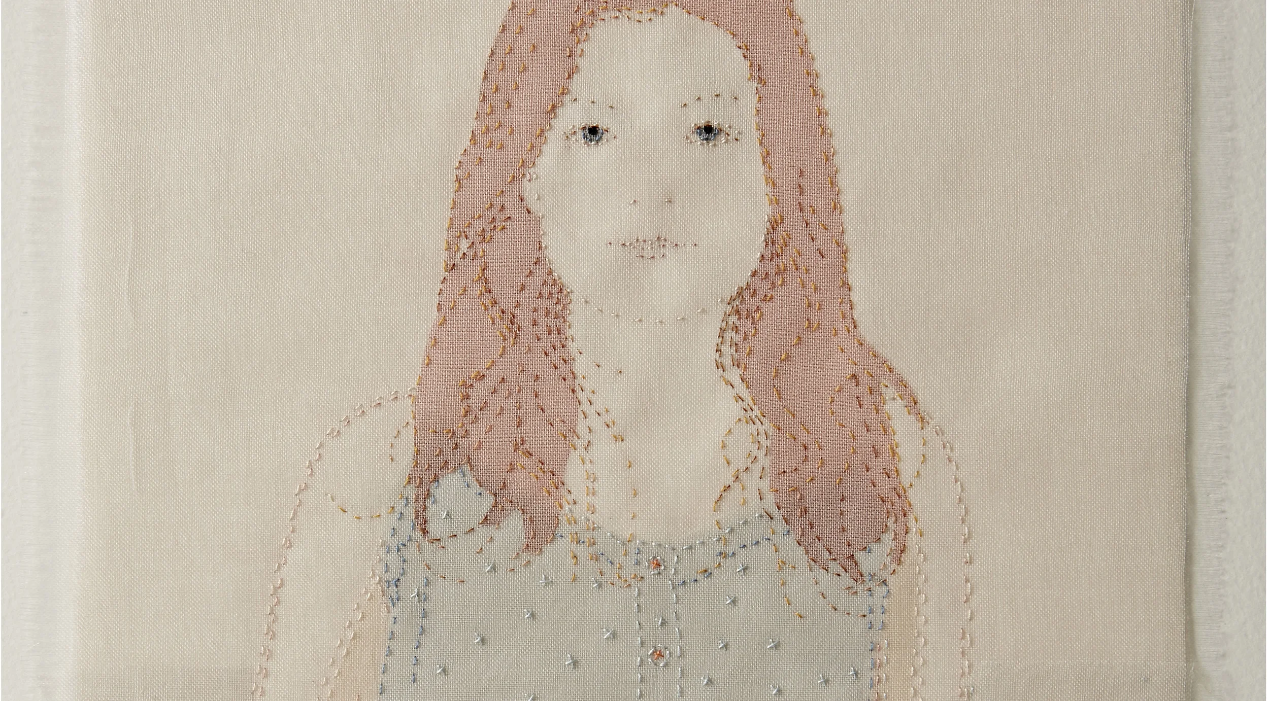 Iona_Lol_crop.jpg
