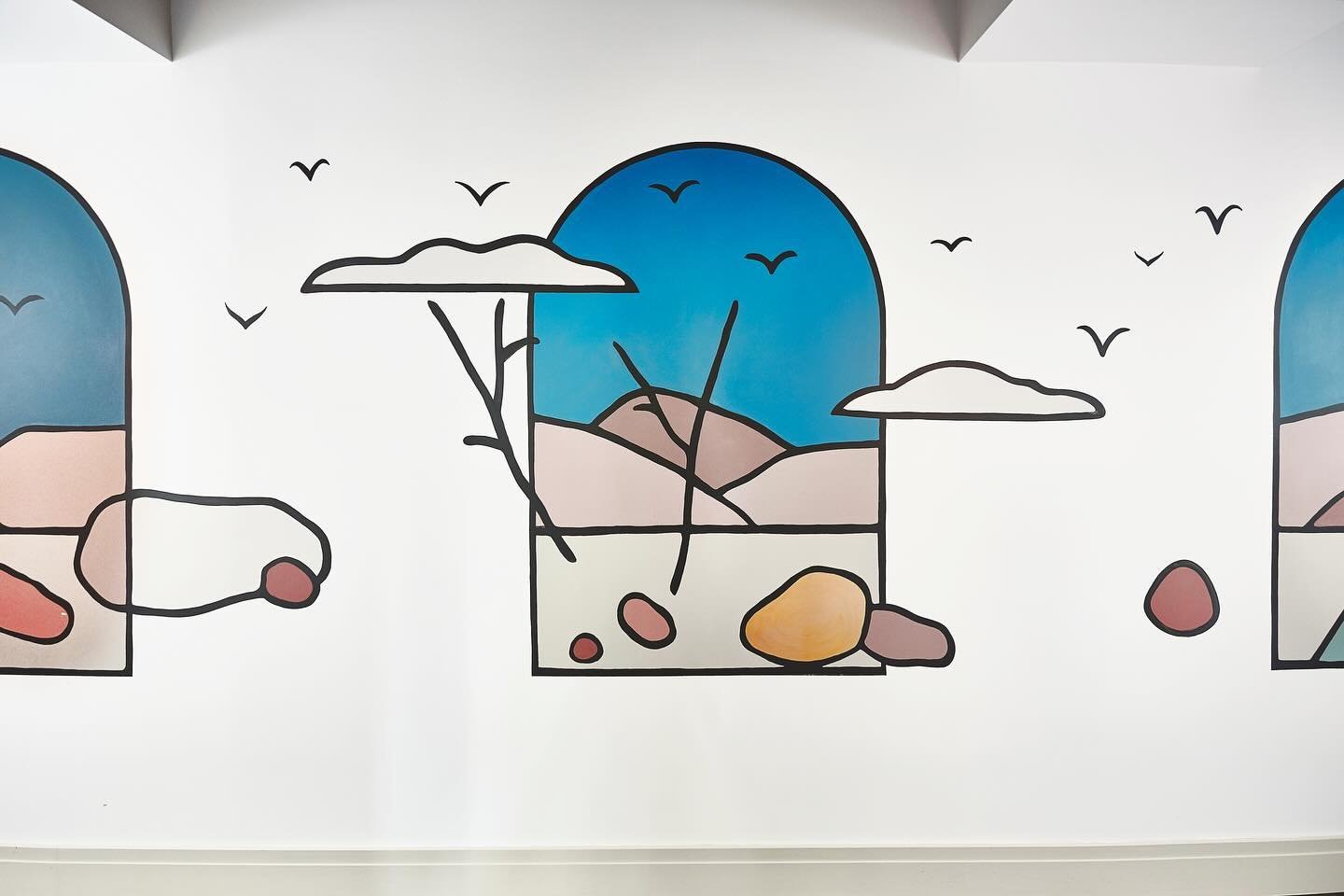 Wall mural by @tomjeanwebb for the @thehoxtonhotel ☁️

Photography by @82mmphotography