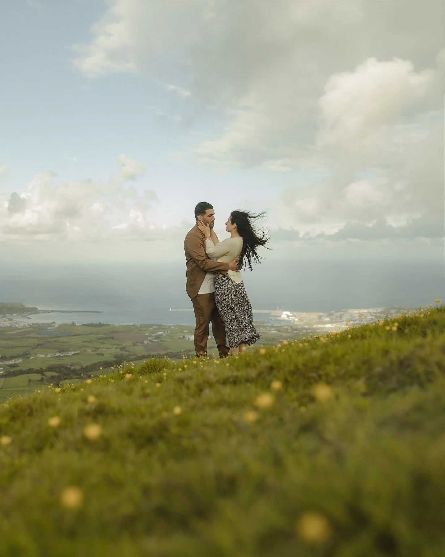 Some stories are powerful because they focus on what really matters.

In Terceira, Azores, Manny &amp; Hayley lived an engagement session surrounded by volcanic cliffs, black rock beaches, and the endless Atlantic wind.

Terceira is one of the quiete