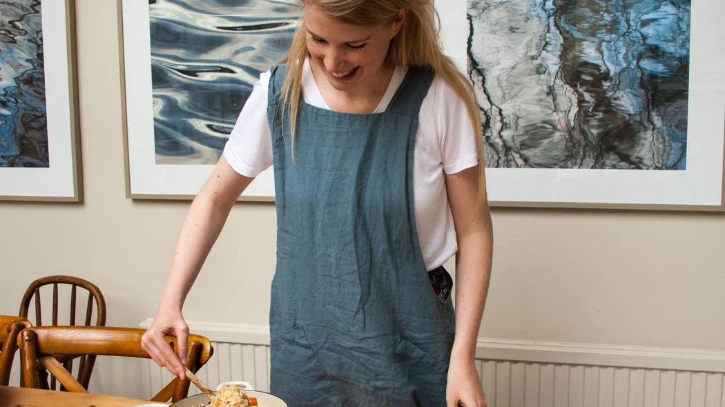 Eleanor-Ford-serves-the-plov.jpg