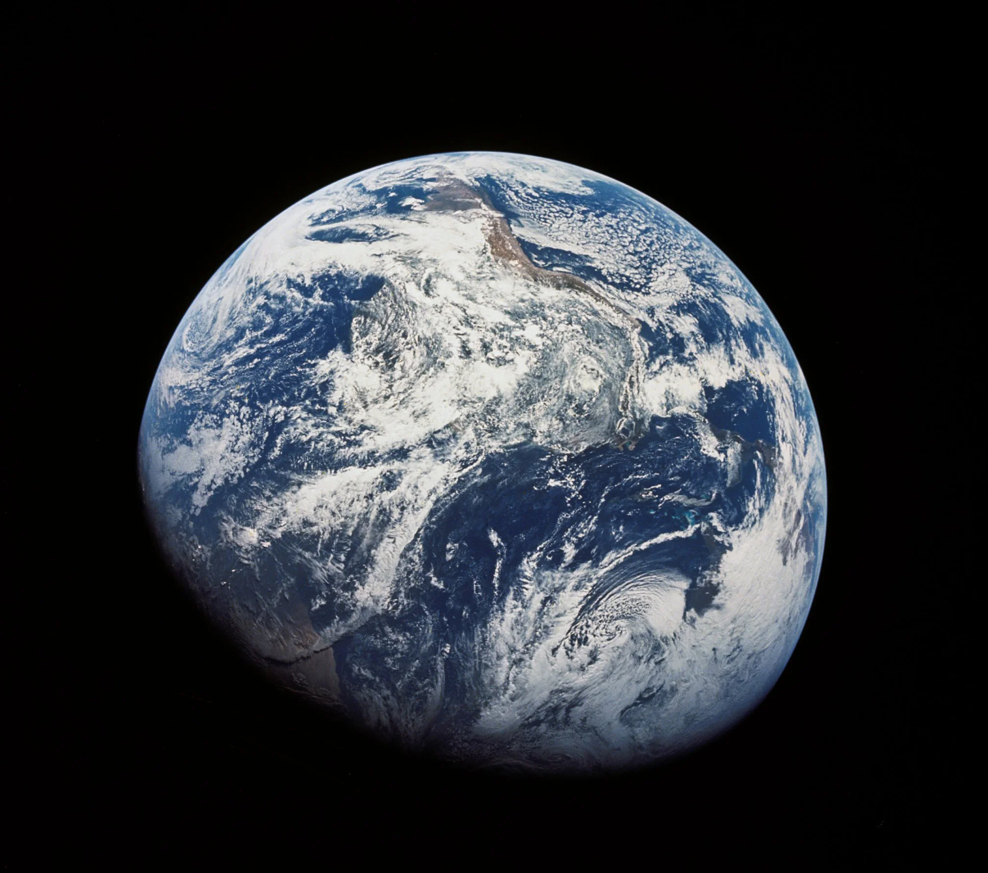 As08-16-2593.jpg