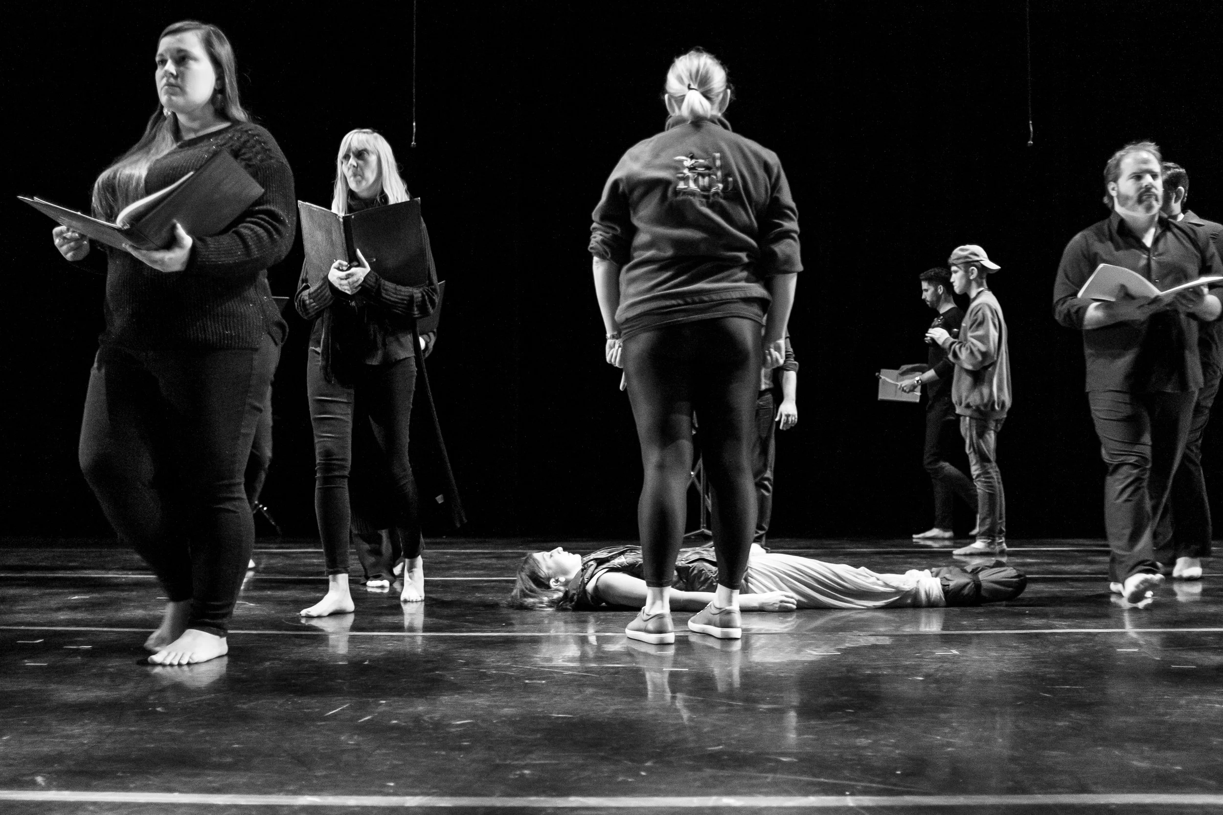 Katie made sure that the singers’ movement stayed in character and was as graceful as that of the dancers. Photo: Dickie Hill