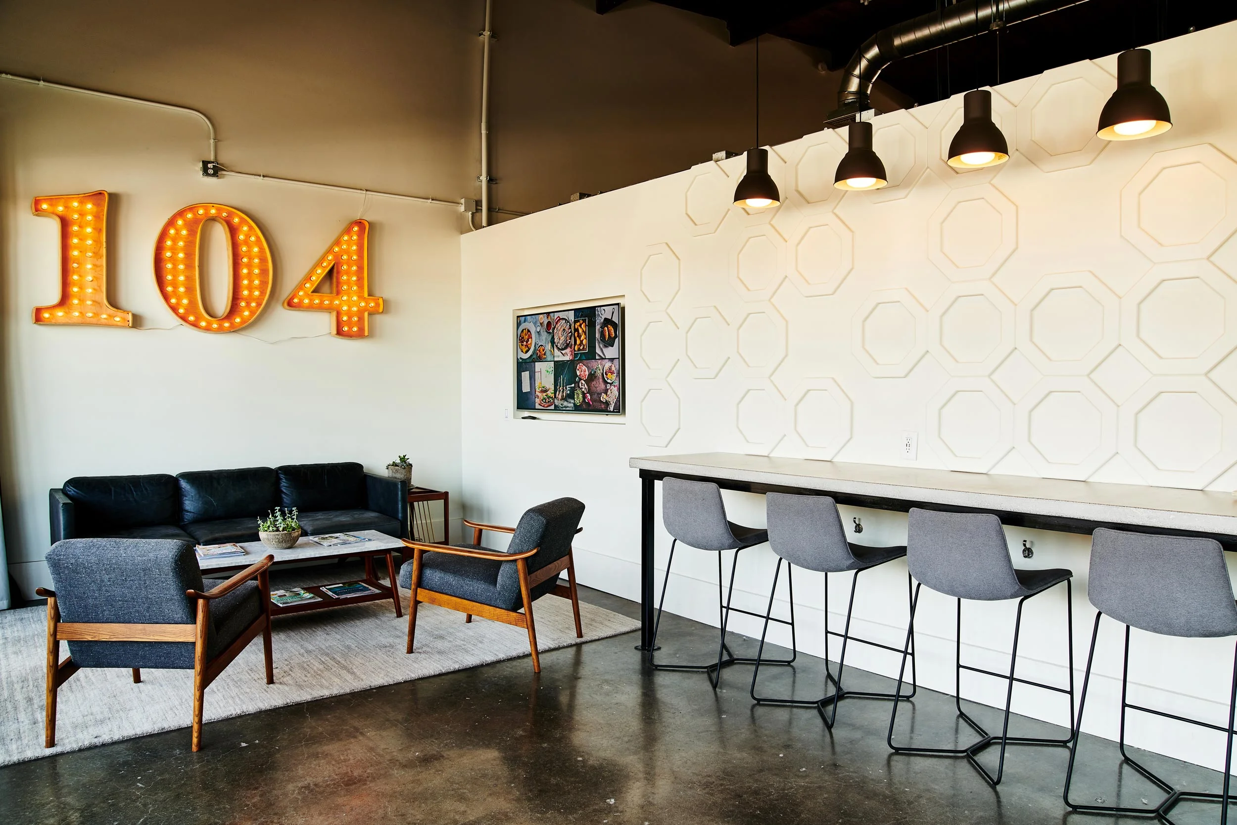 ClientLoungeAngle_8155_retouched.jpg