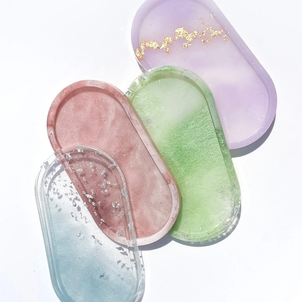 Major spring vibes here 🌸 These styles will be part of my Pastel Collection drop next week! 🤍🥰✨ 

#resin #resintray #resinsale #instagramsale #storysale #traystyling #jewelrytray #giftideas #giftsforher #giftsformom #mothersdaygift #jewelrydish #f