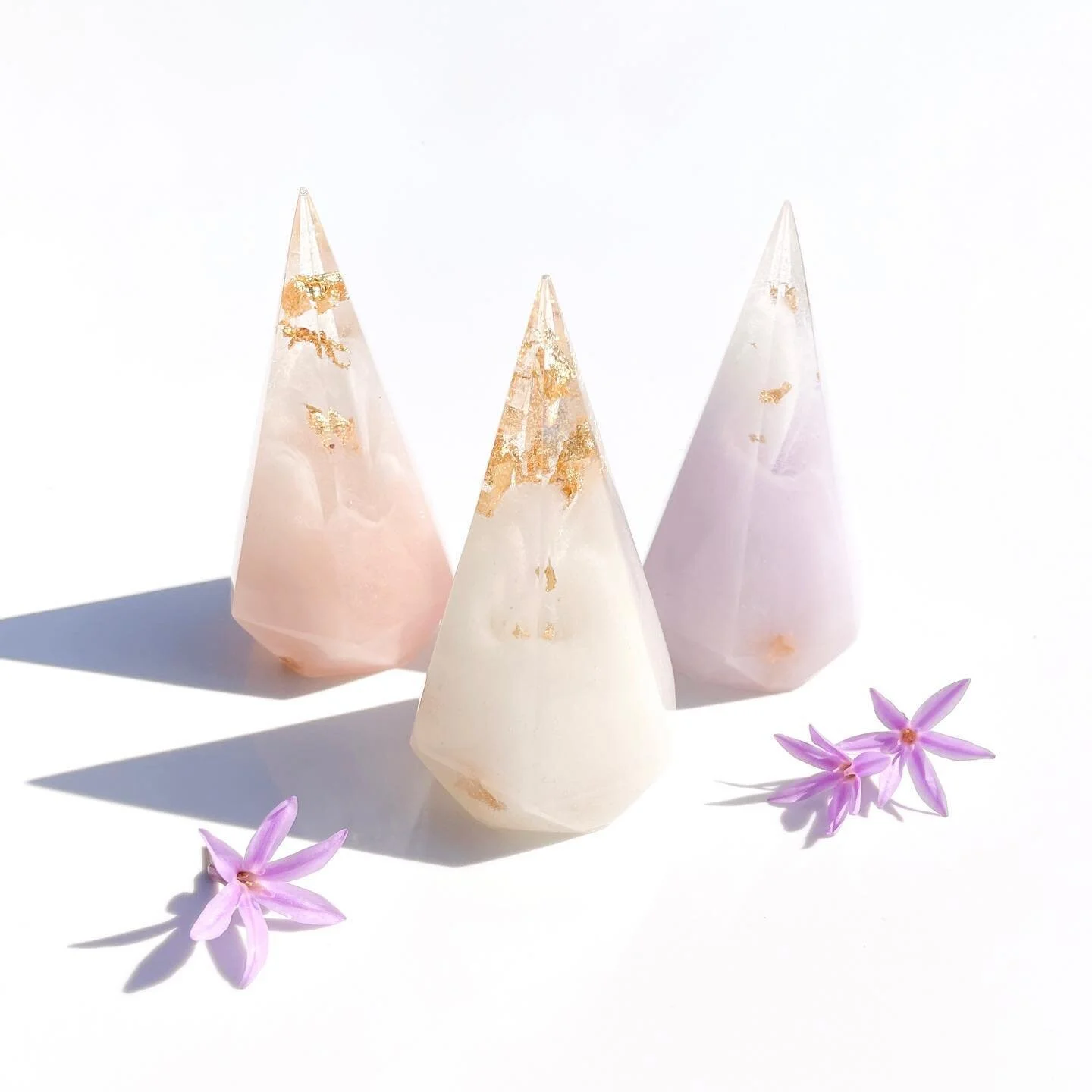 Pretty pastel ring cones ~ which is your favorite? I can&rsquo;t decide lol&hellip;I like all of them 🥲✨

🤍🤍🤍

#resinart #resincraft #handmade #ringcone #ringstack #ringoftheday #ringdisplay #ringstagram #ringdish #ringholder #putaringonit #gifti