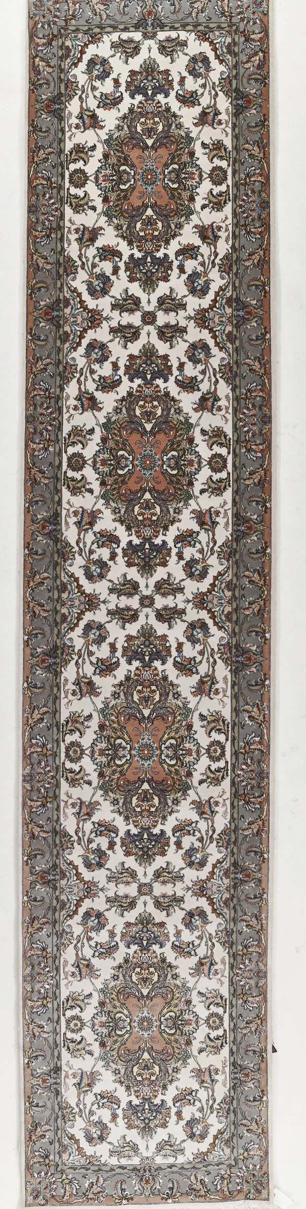 AA69 FINE TABRIZ S-W 14-3X2-1016448.jpg